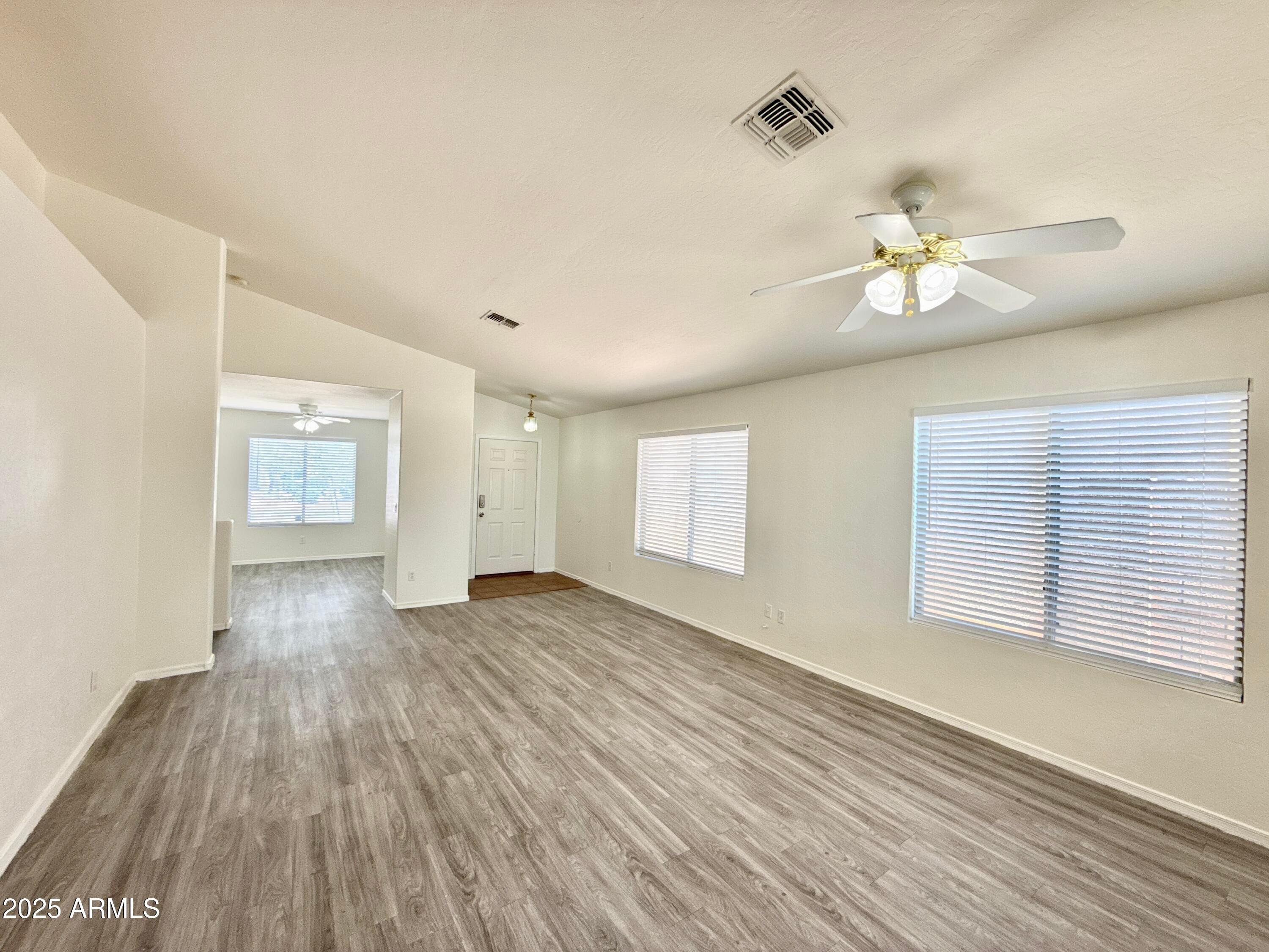 DREAMING SUMMIT UNIT 2A - Residential Lease