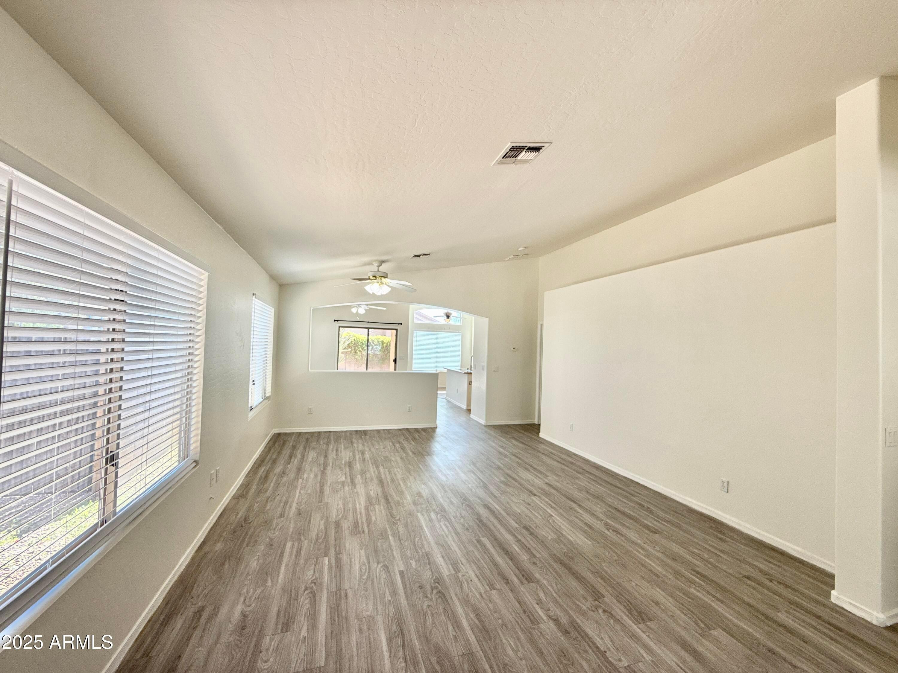 DREAMING SUMMIT UNIT 2A - Residential Lease