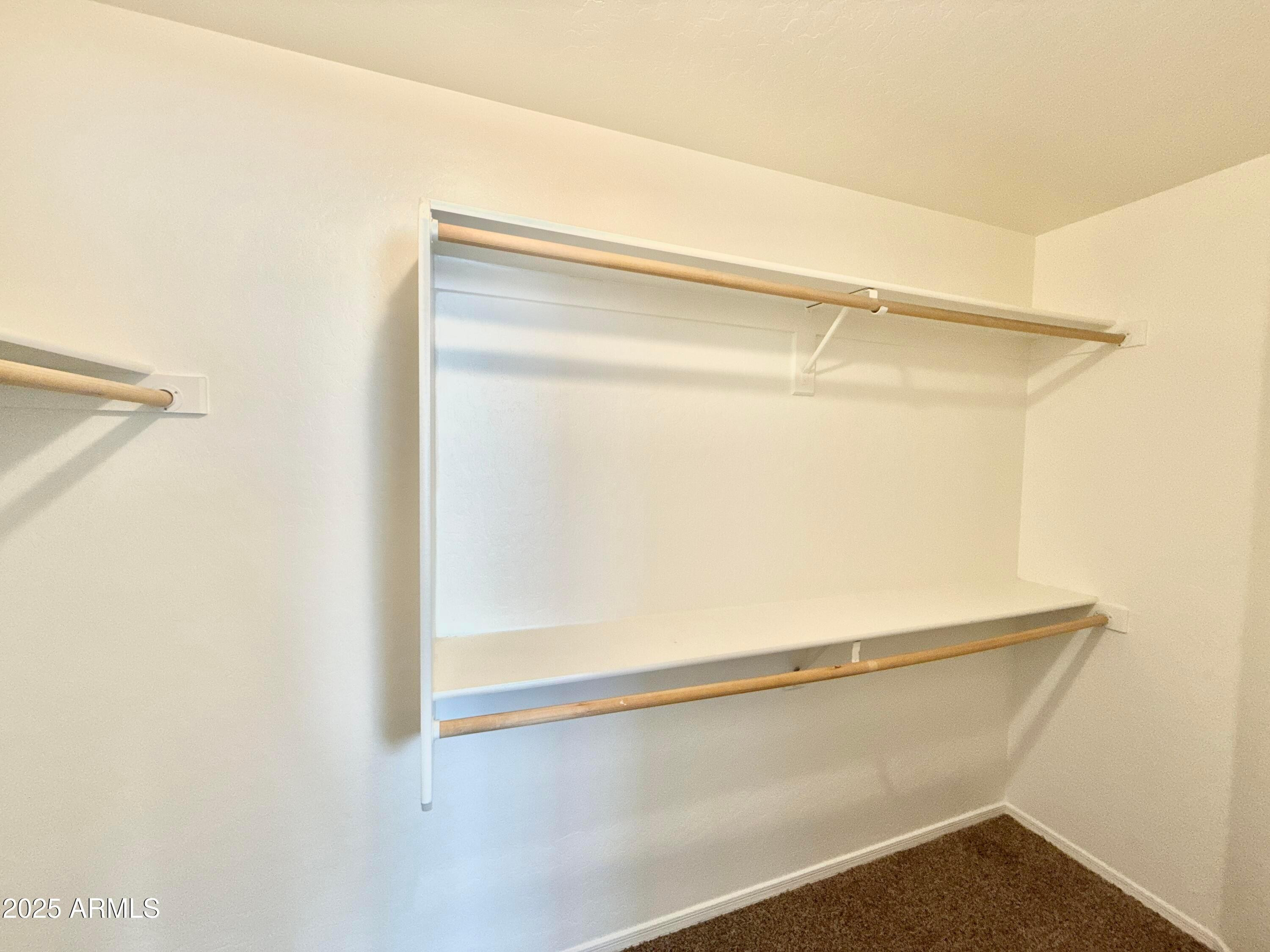 DREAMING SUMMIT UNIT 2A - Residential Lease