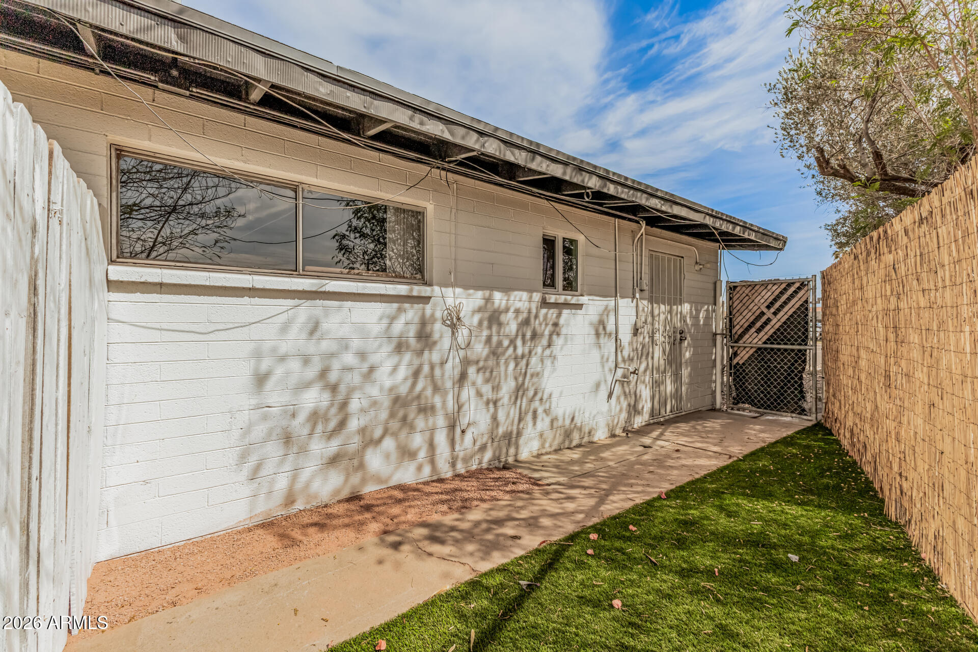 PALOMINO ESTATES - Residential Income