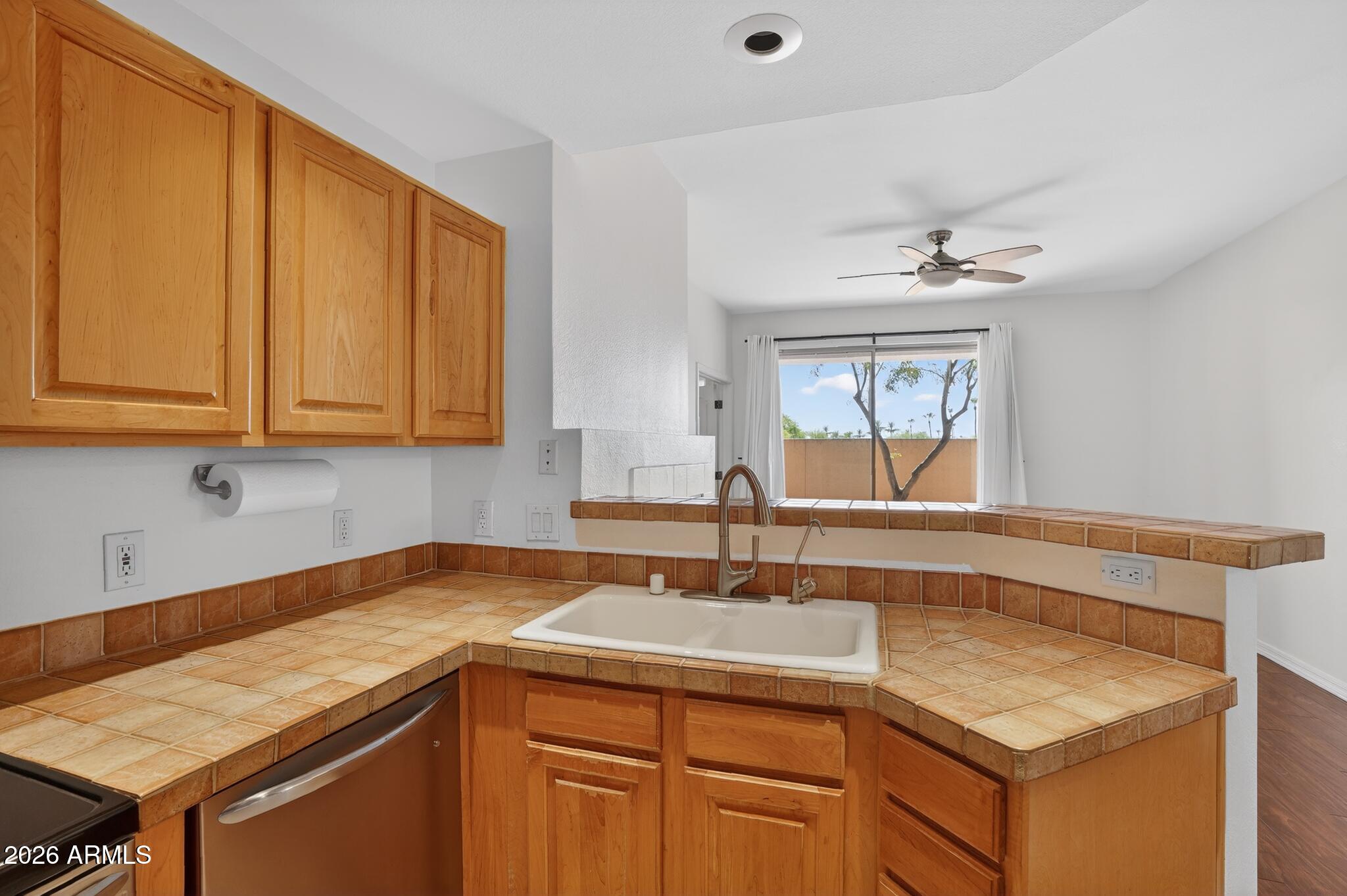 CANYON GATE CONDOMINIUMS - Residential