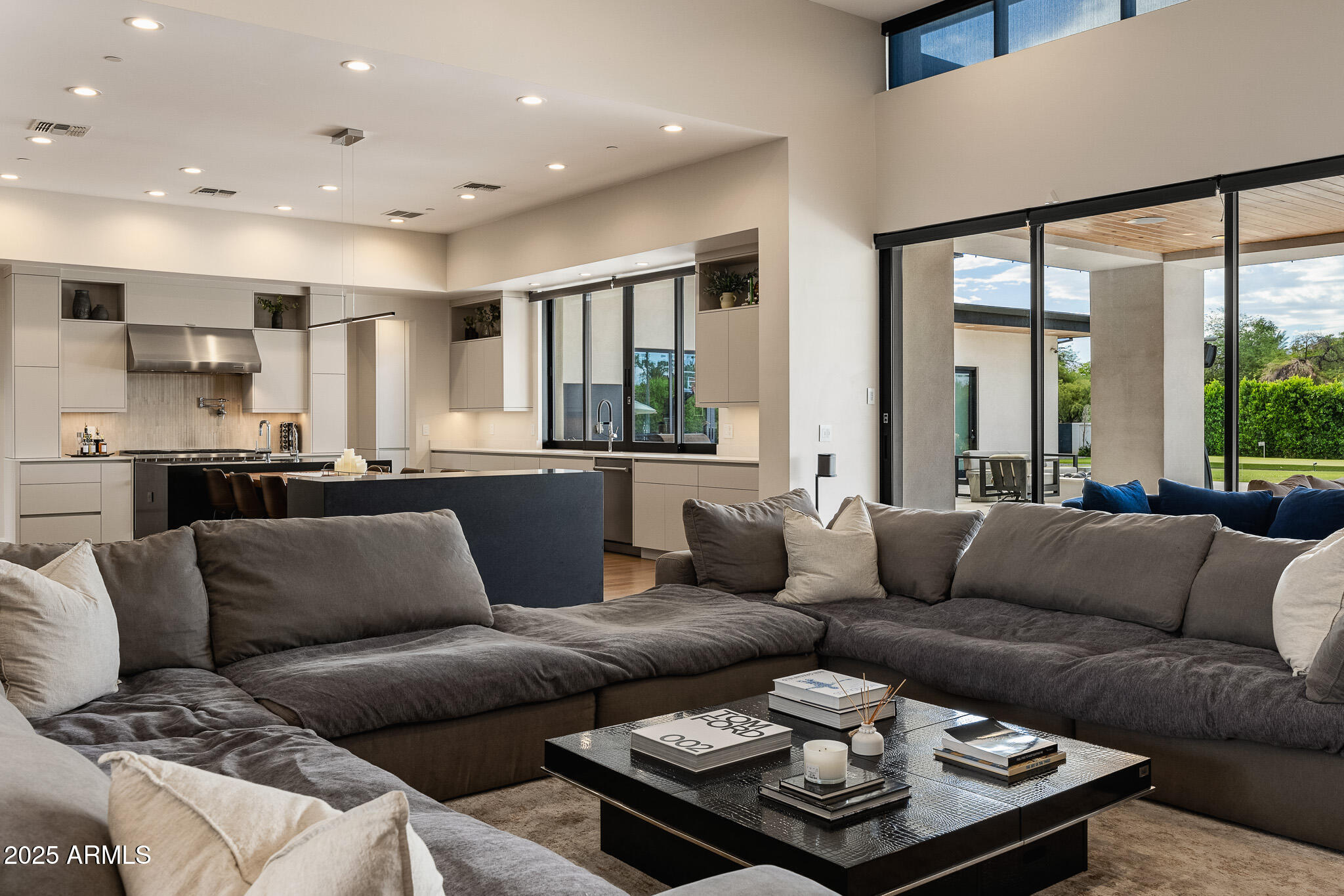 BERNEIL RANCHOS - Residential