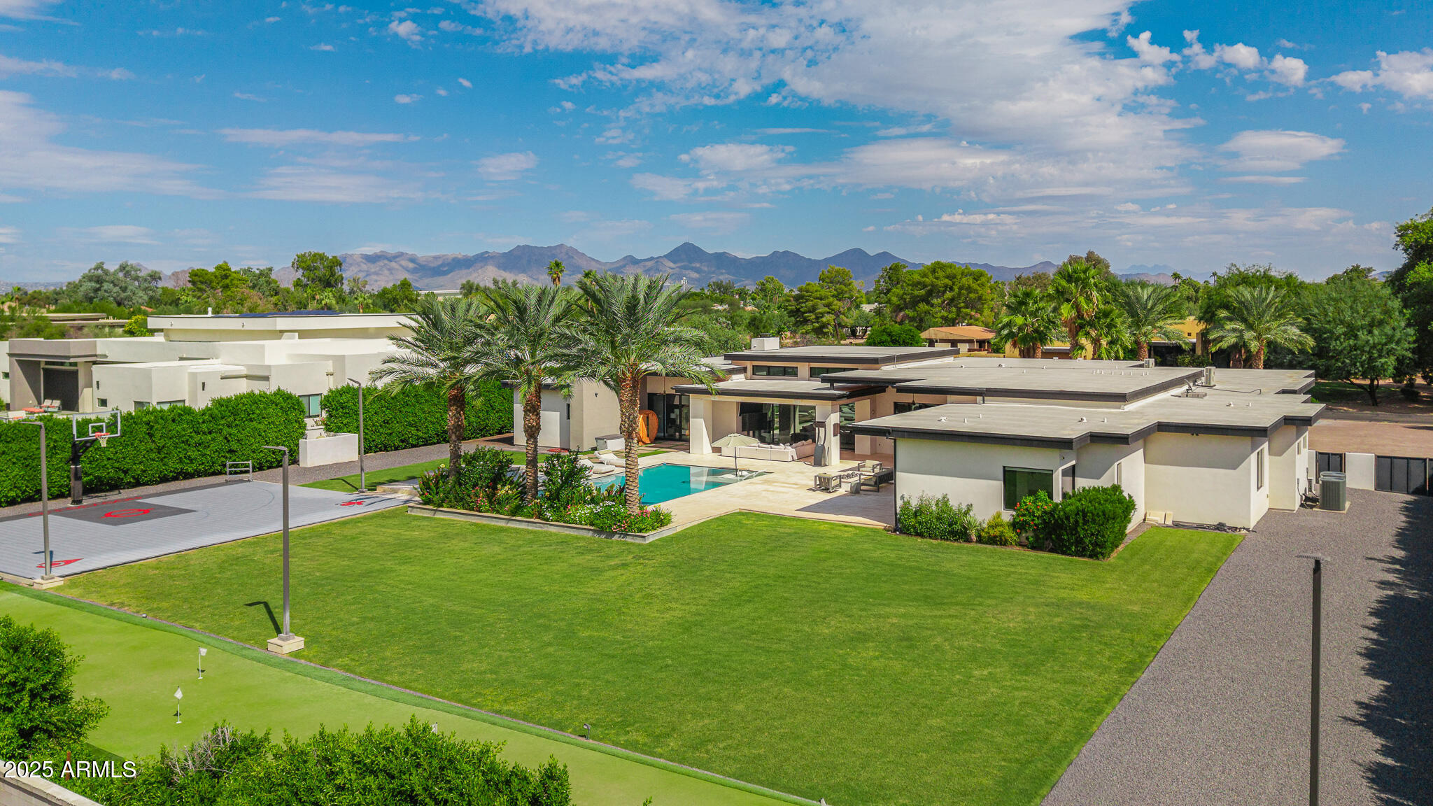 BERNEIL RANCHOS - Residential