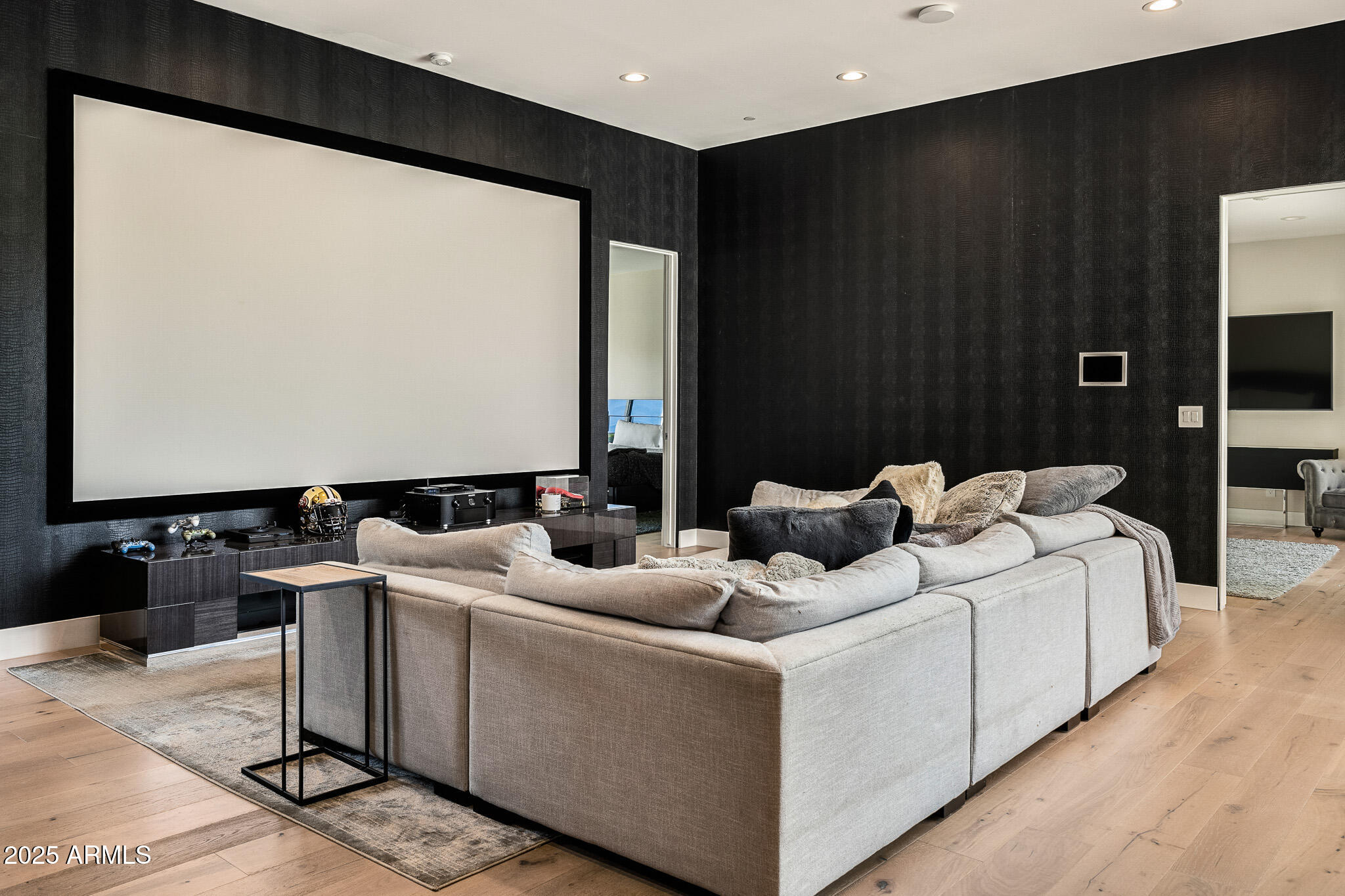 BERNEIL RANCHOS - Residential
