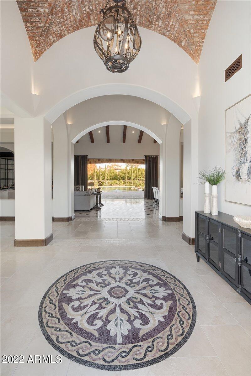 GARY ESTATES - Residential