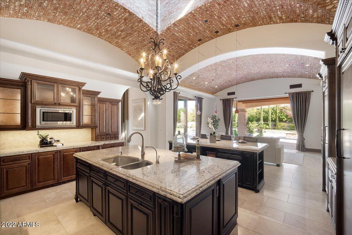 GARY ESTATES - Residential