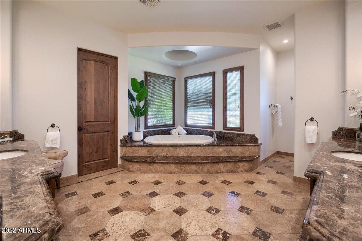 GARY ESTATES - Residential