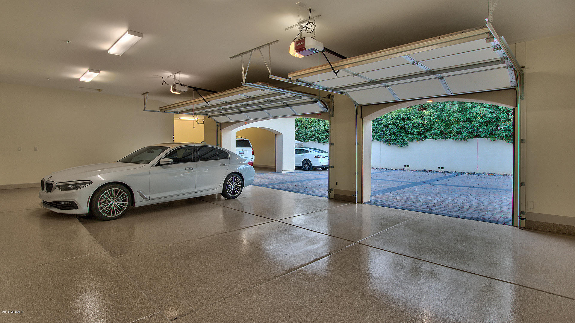 GARY ESTATES - Residential