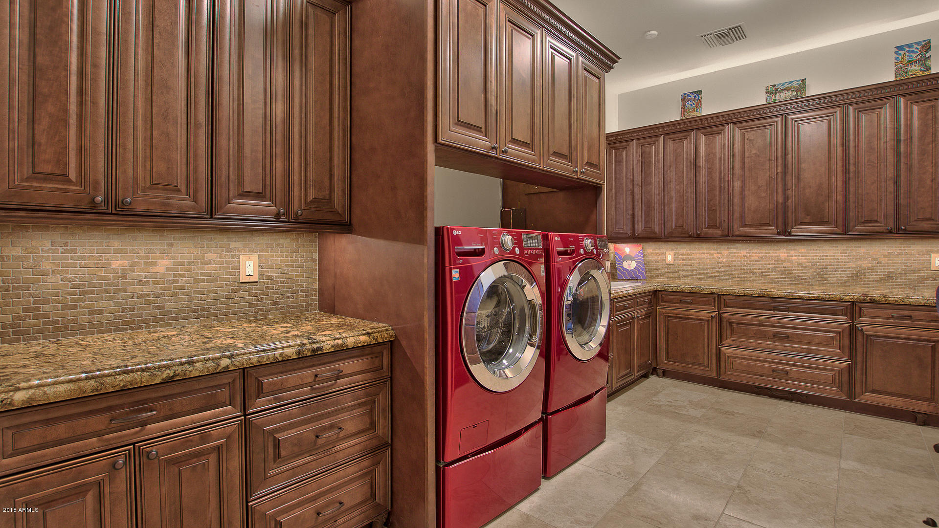 GARY ESTATES - Residential