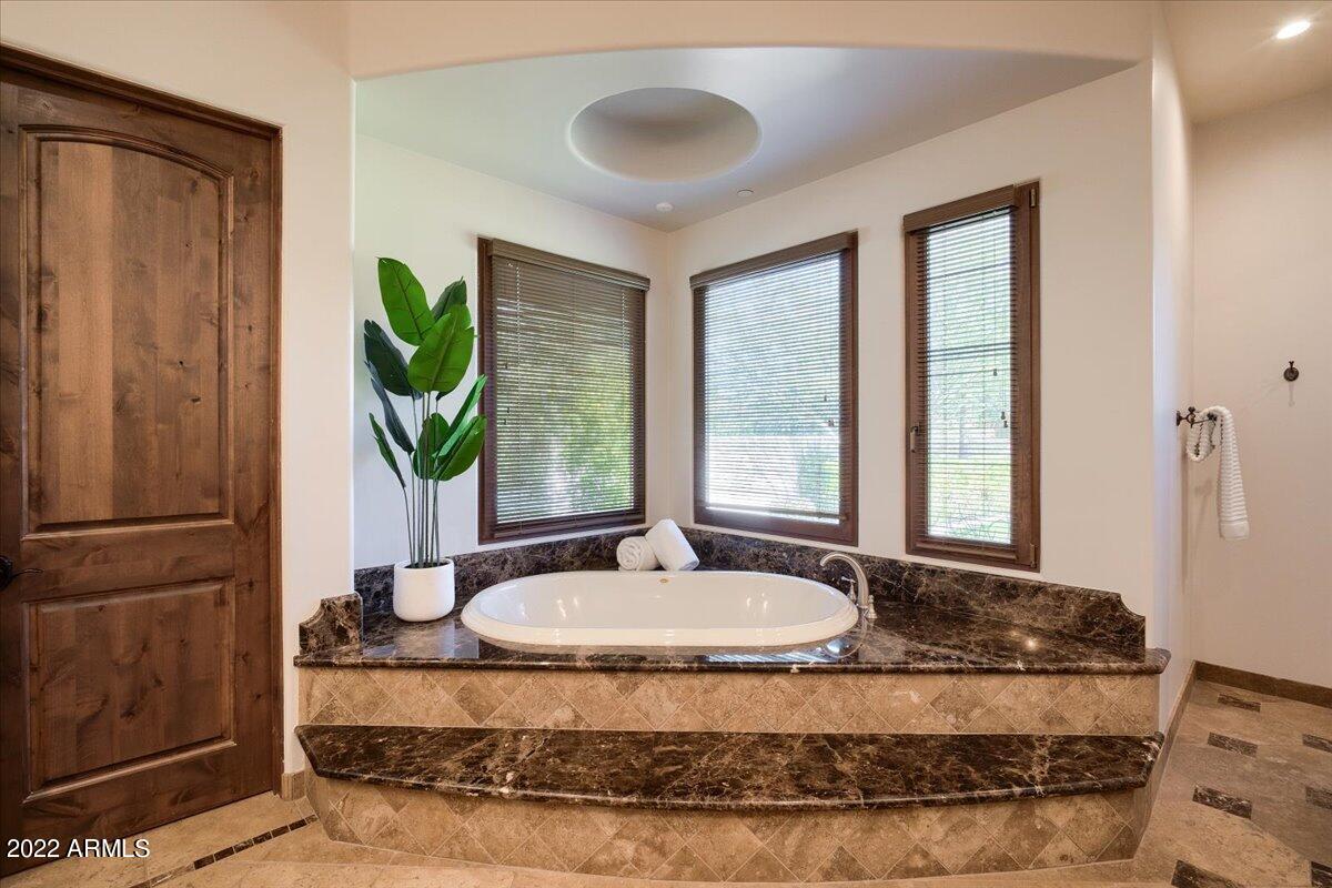 GARY ESTATES - Residential