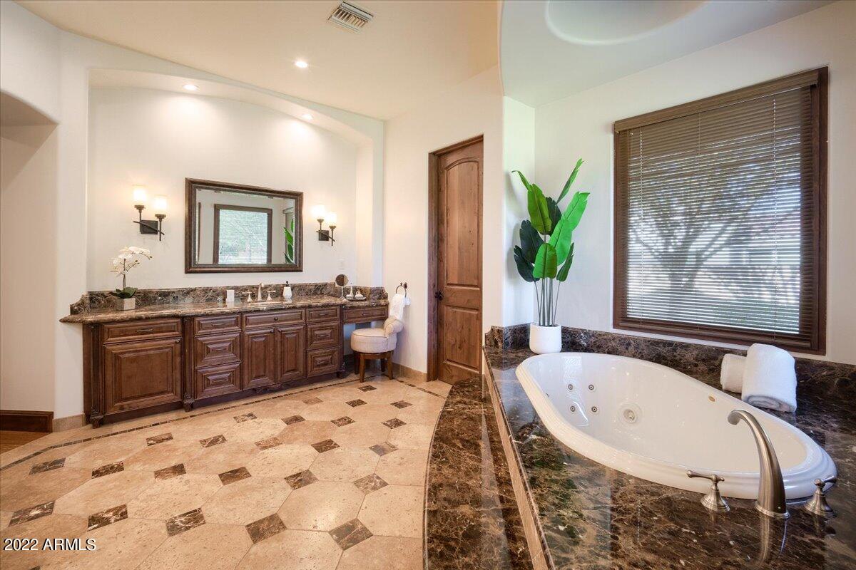GARY ESTATES - Residential
