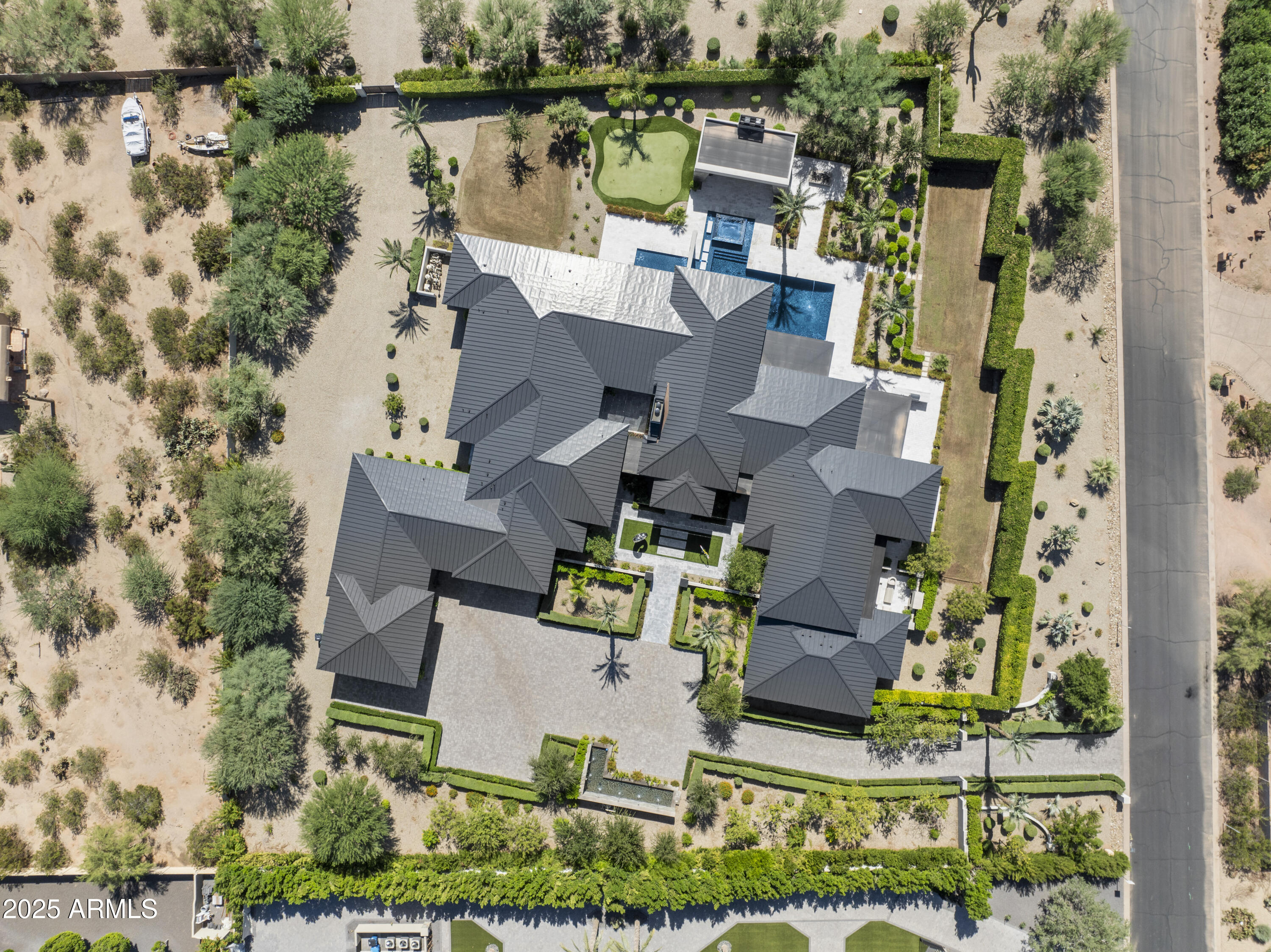CAMELBACK LANDS - Residential