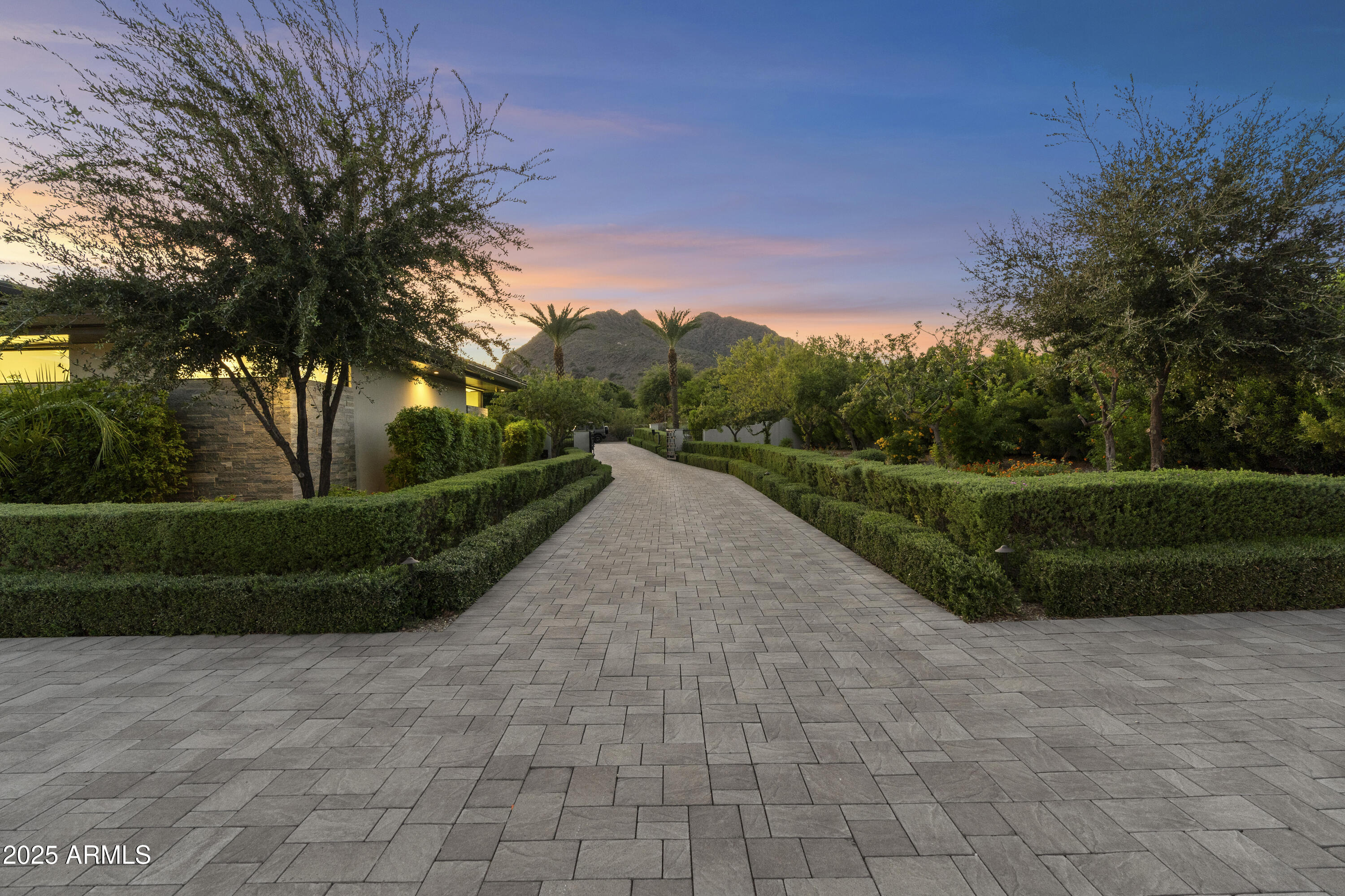 CAMELBACK LANDS - Residential