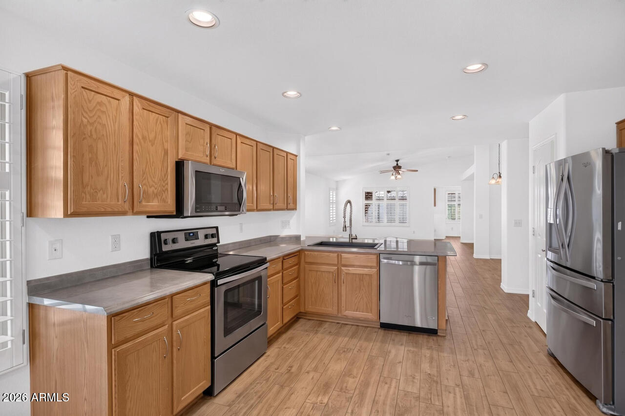 GREYSTONE HERITAGE UNIT 2 AT VENTANA LAKES - Residential
