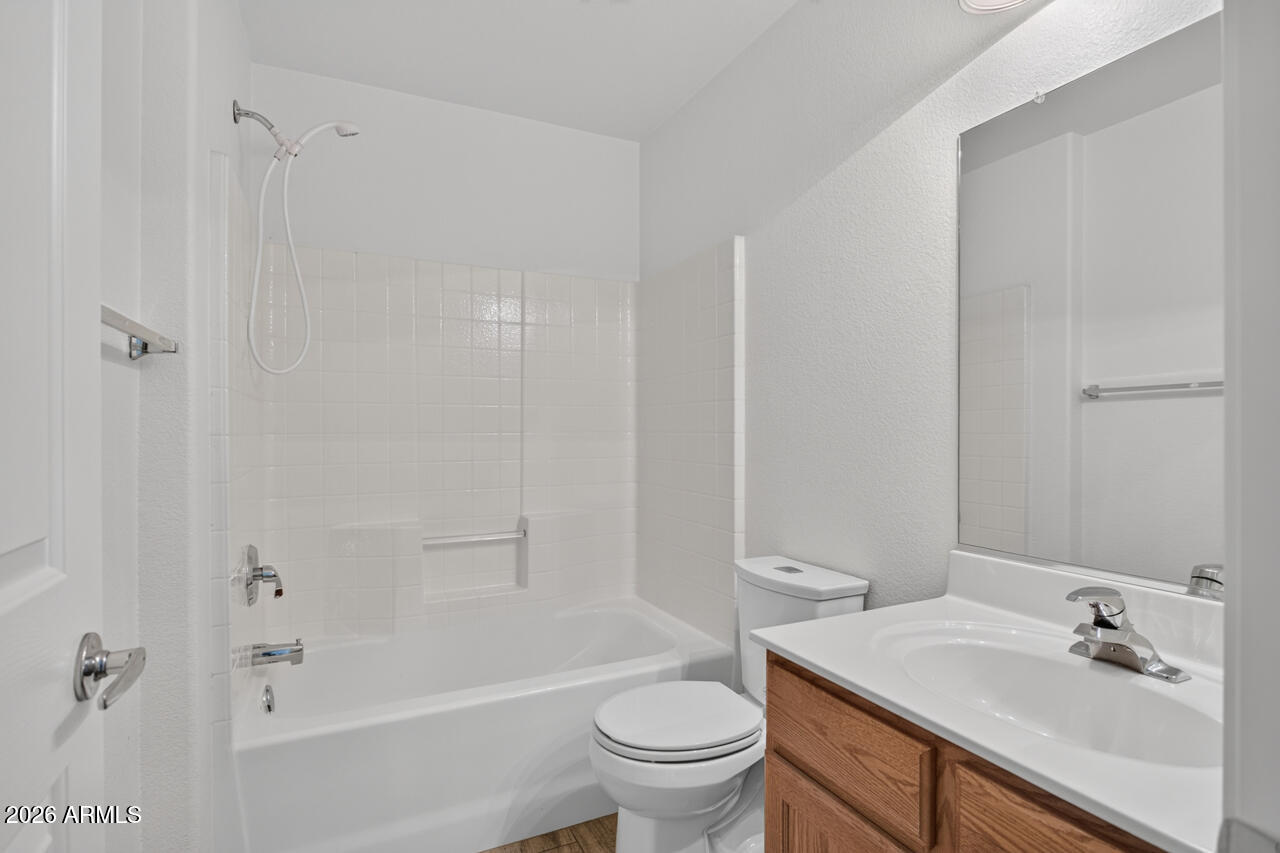GREYSTONE HERITAGE UNIT 2 AT VENTANA LAKES - Residential