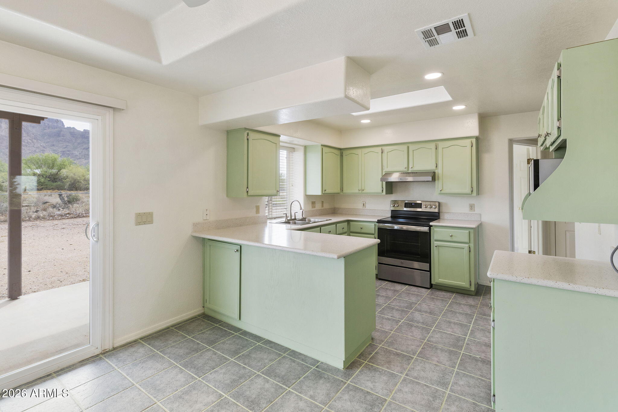 Section 13 T1NR8E - Residential
