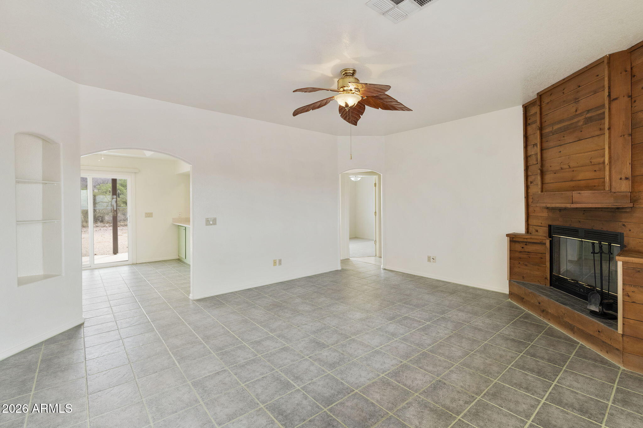 Section 13 T1NR8E - Residential