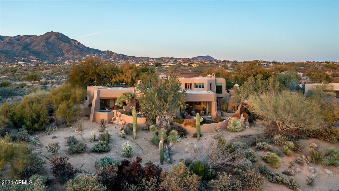 DESERT MOUNTAIN - Residential