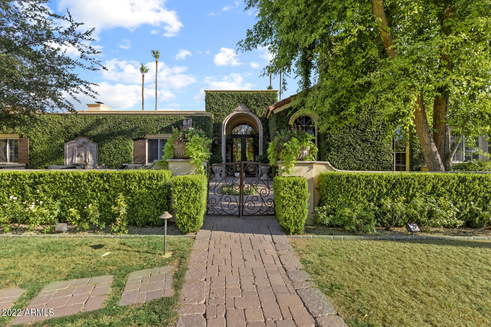 CAMELBACK COUNTRY CLUB ESTATES 4 - Residential