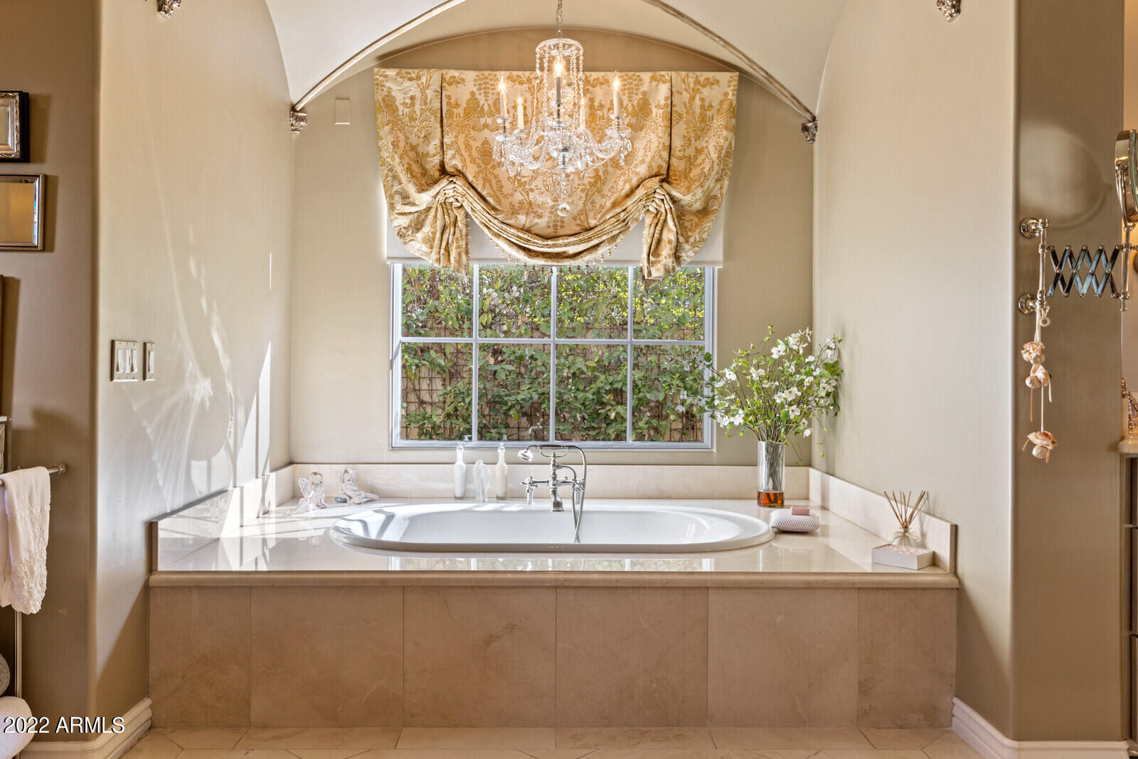 CAMELBACK COUNTRY CLUB ESTATES 4 - Residential