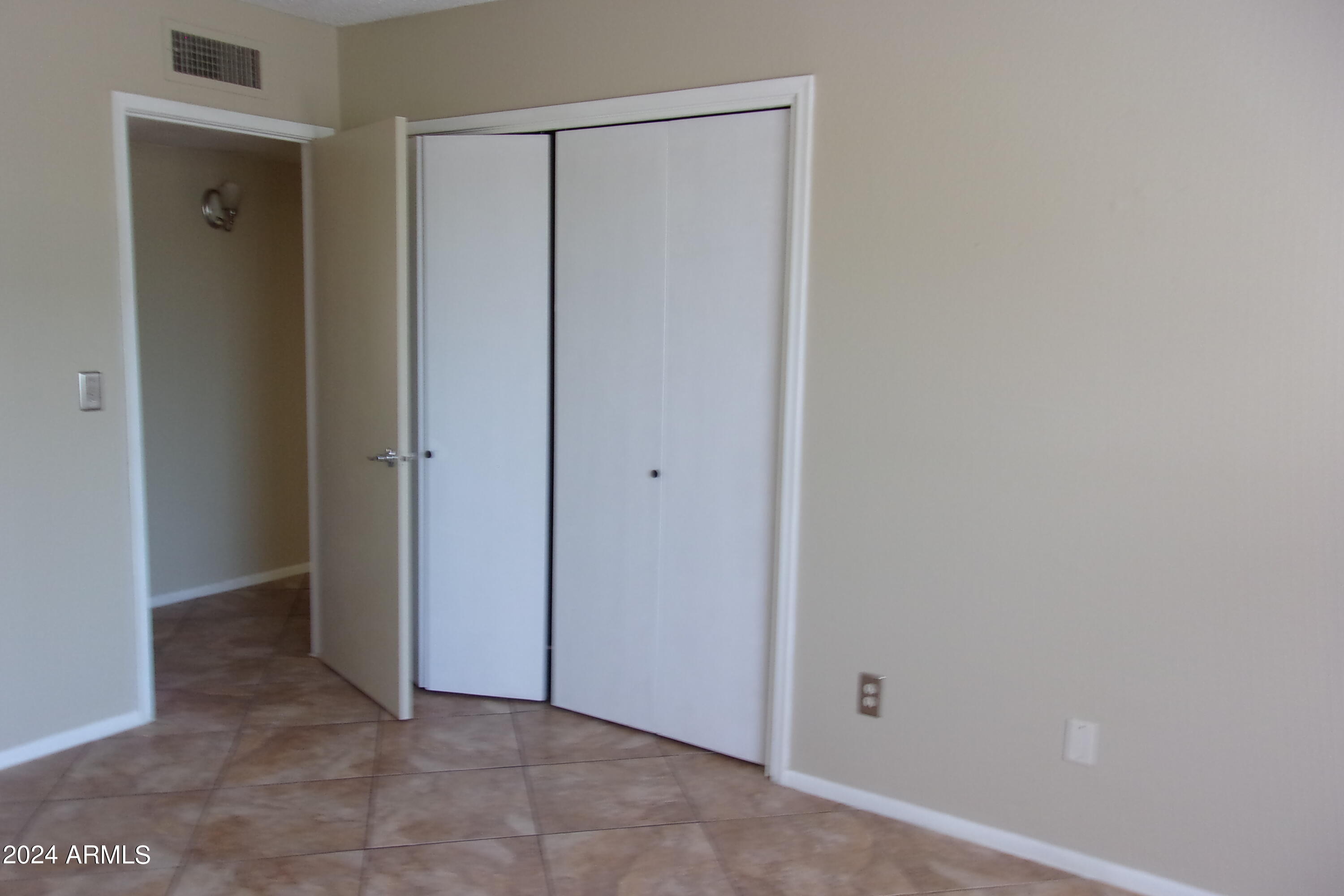 Villa Del Rio 2 resub - Residential Lease