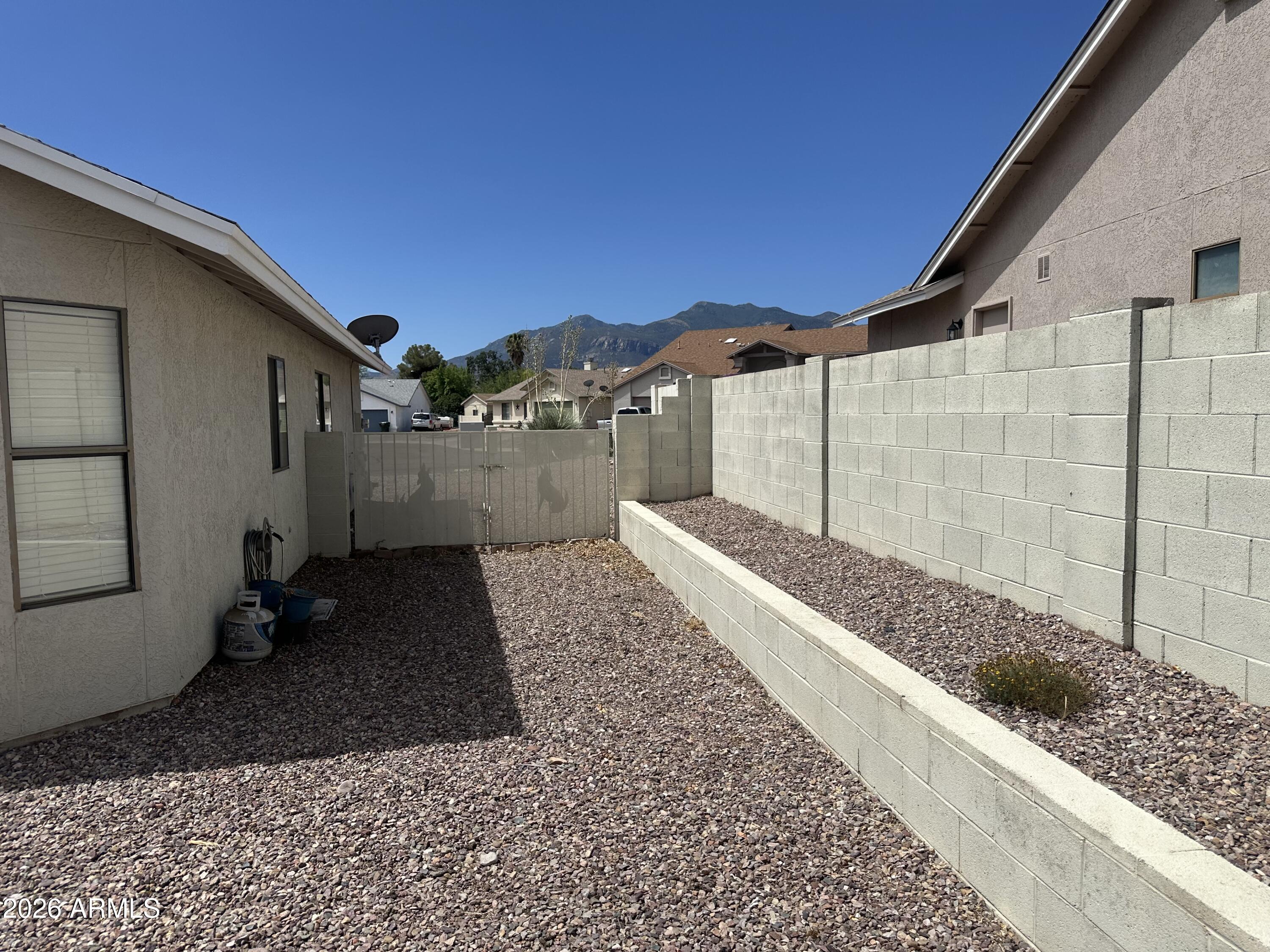 SHADOW RIDGE - Residential
