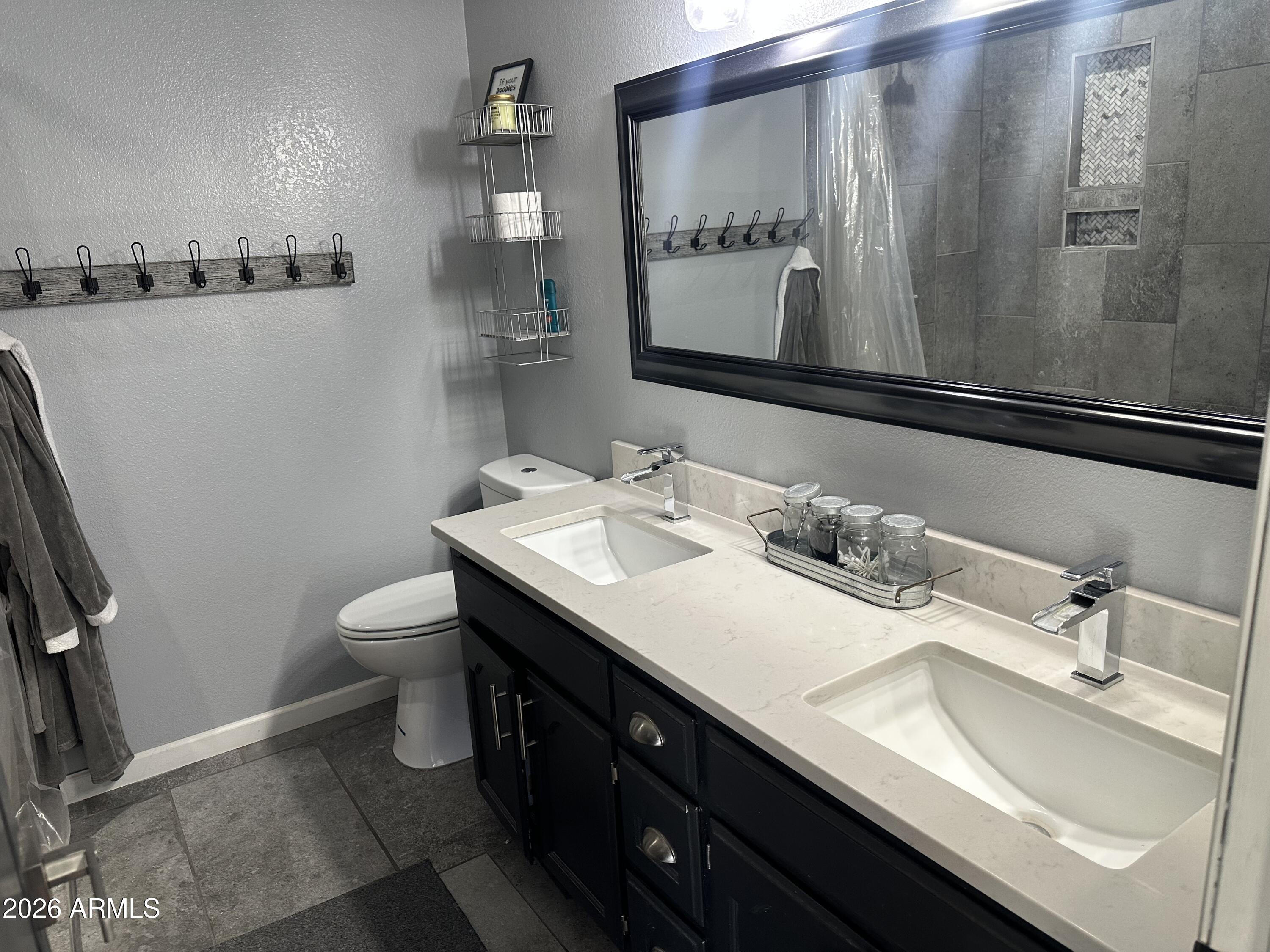 SHADOW RIDGE - Residential