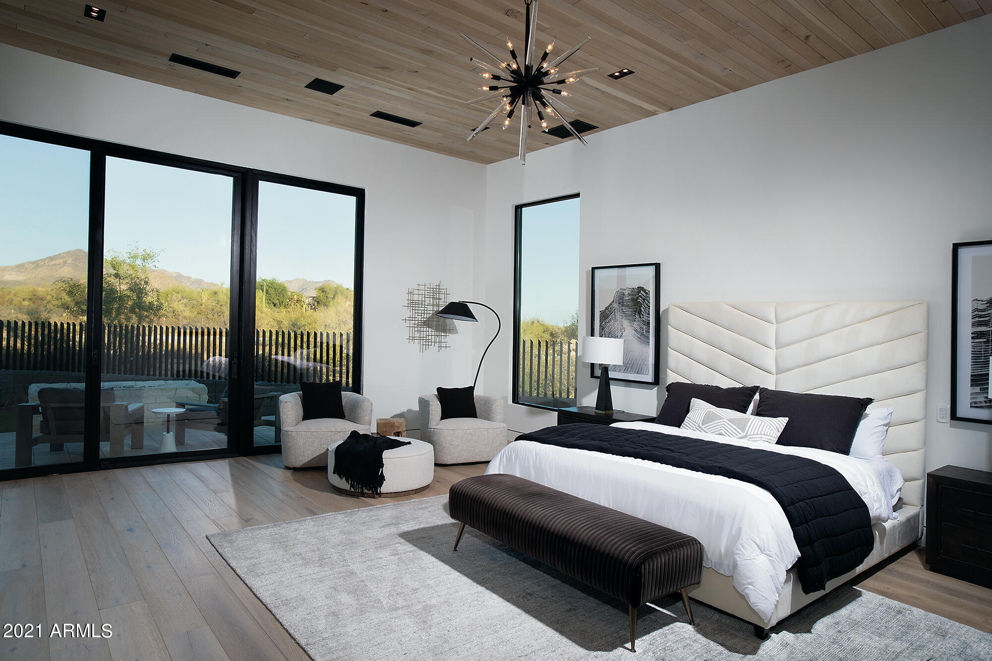 SOLITUDE - Residential