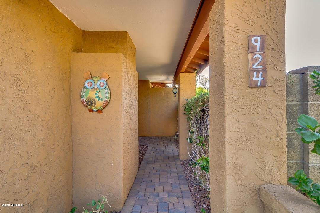TRAILS AT SCOTTSDALE - Residential Lease