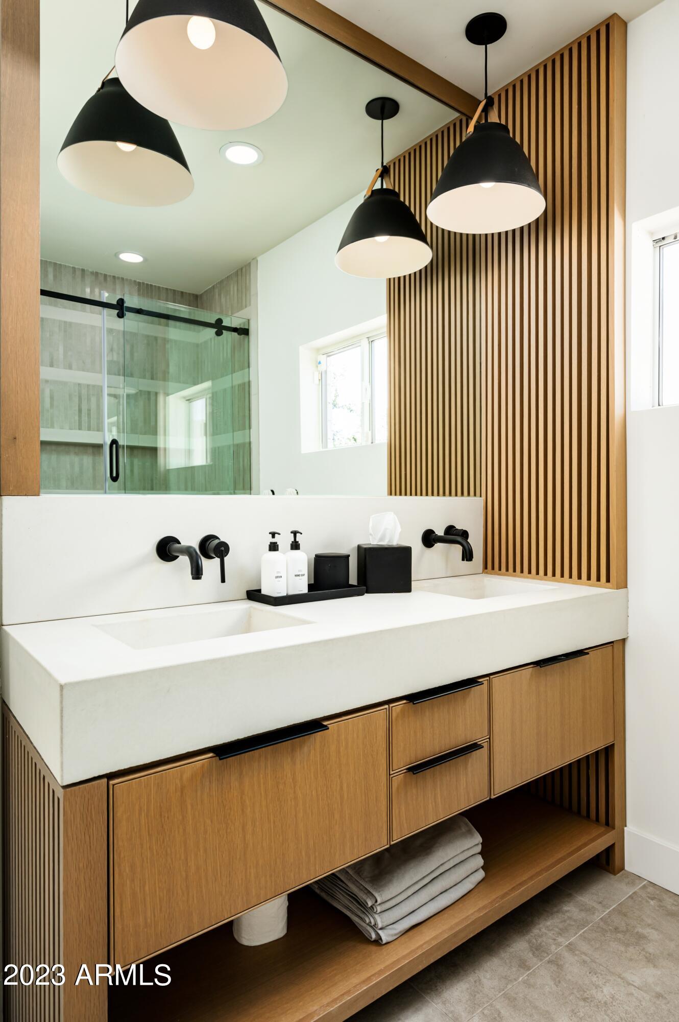 MARION ESTATES - Residential