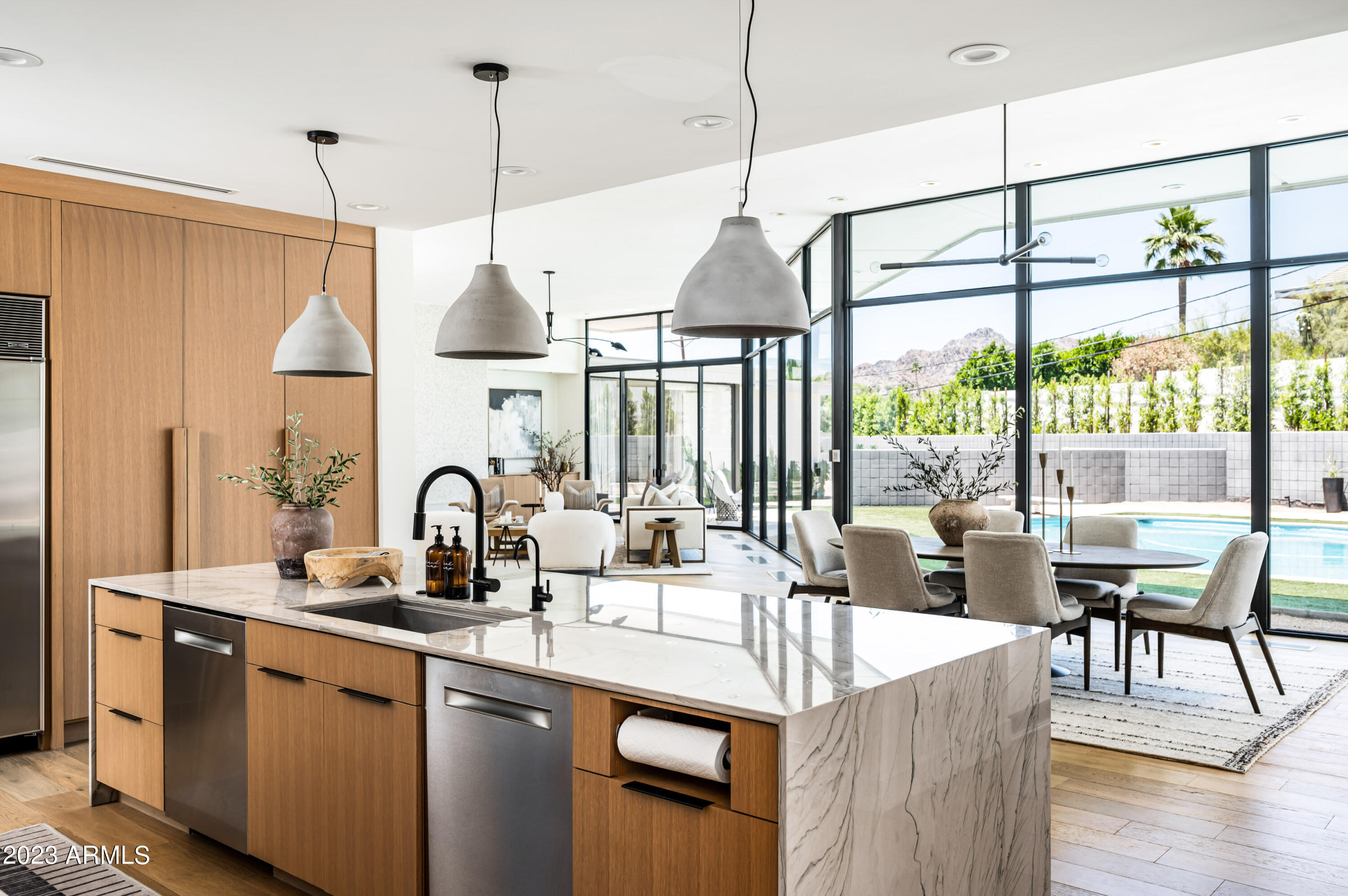 MARION ESTATES - Residential