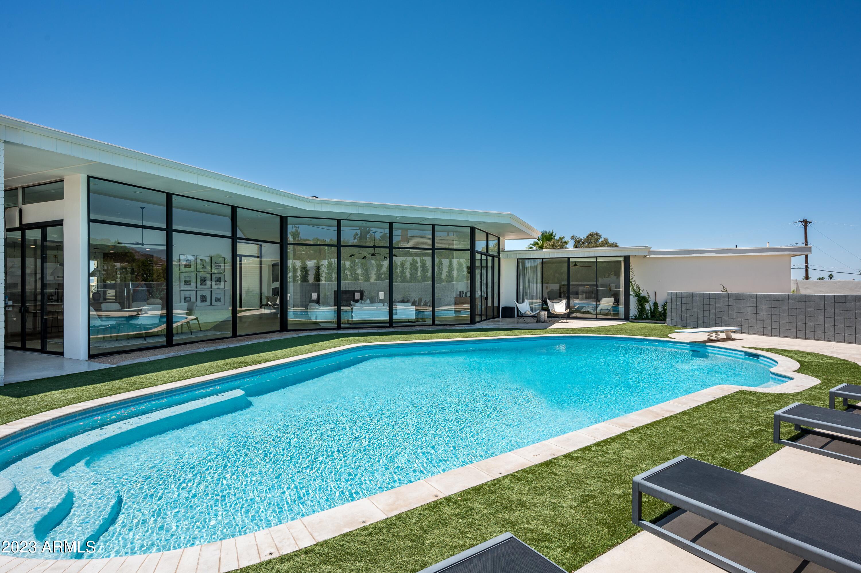 MARION ESTATES - Residential