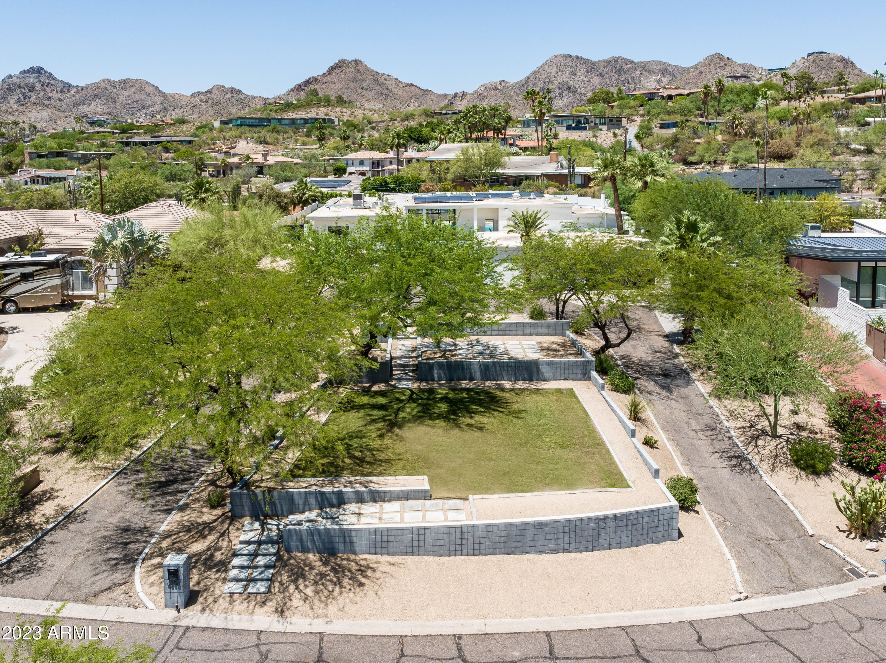 MARION ESTATES - Residential