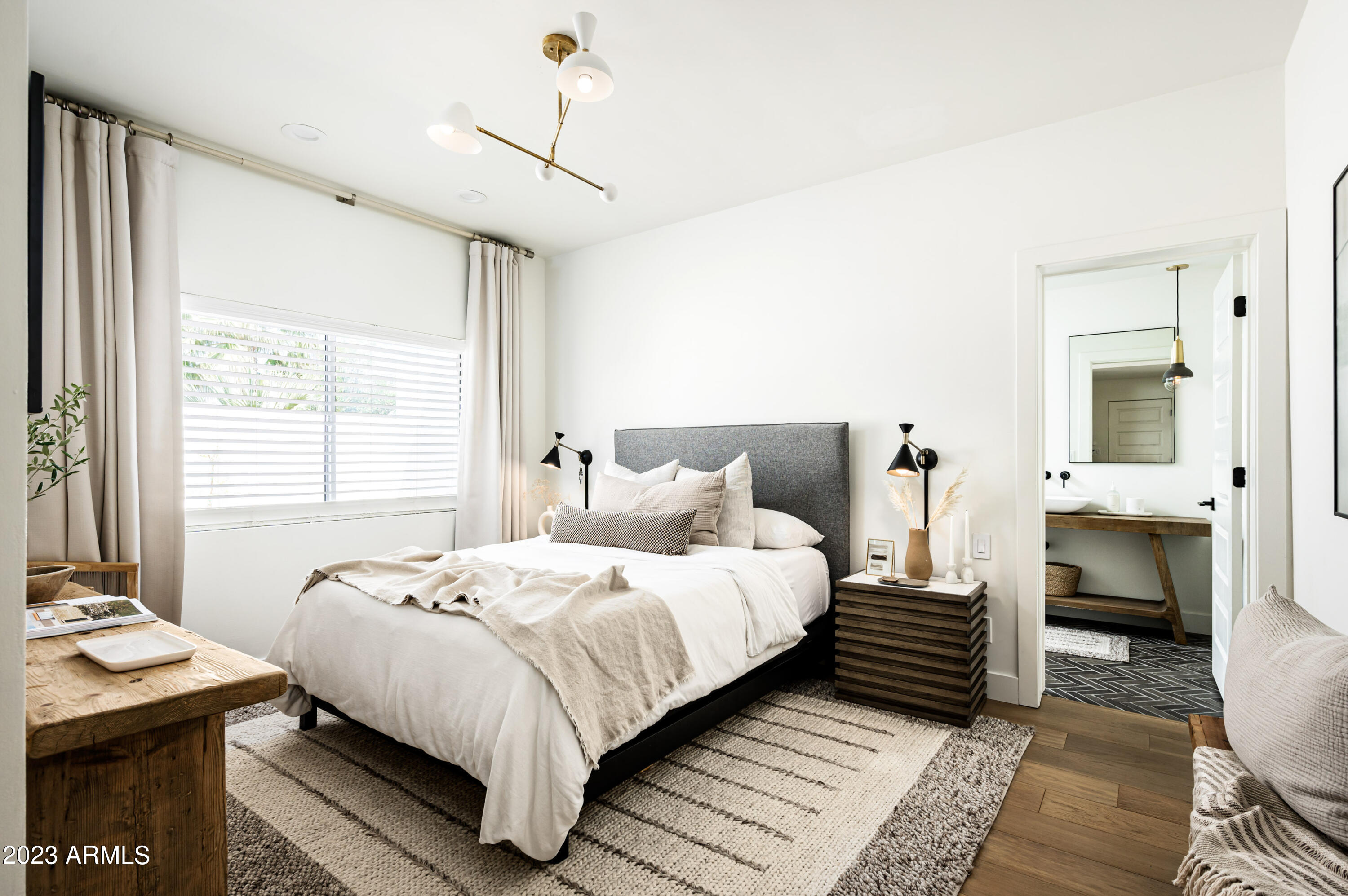 MARION ESTATES - Residential