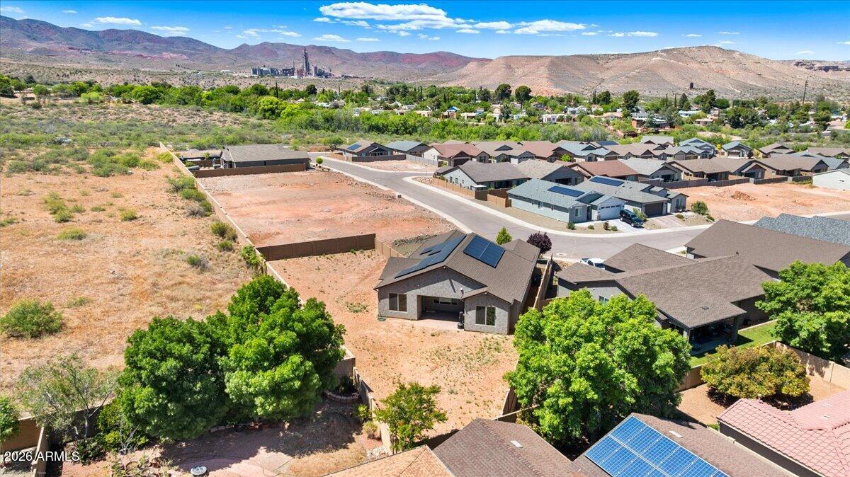 MOUNTAIN GATE - Residential