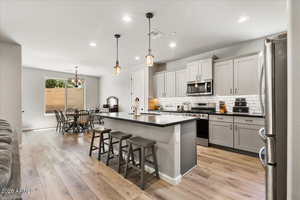 MOUNTAIN GATE - Residential