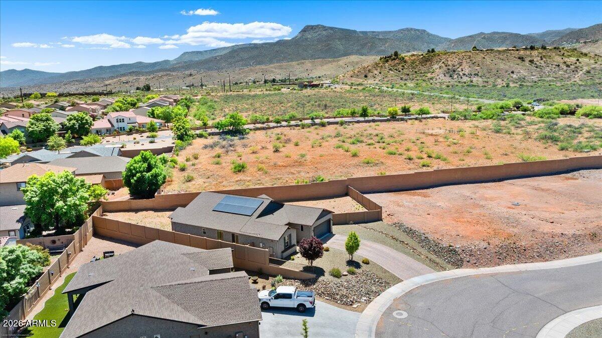 MOUNTAIN GATE - Residential