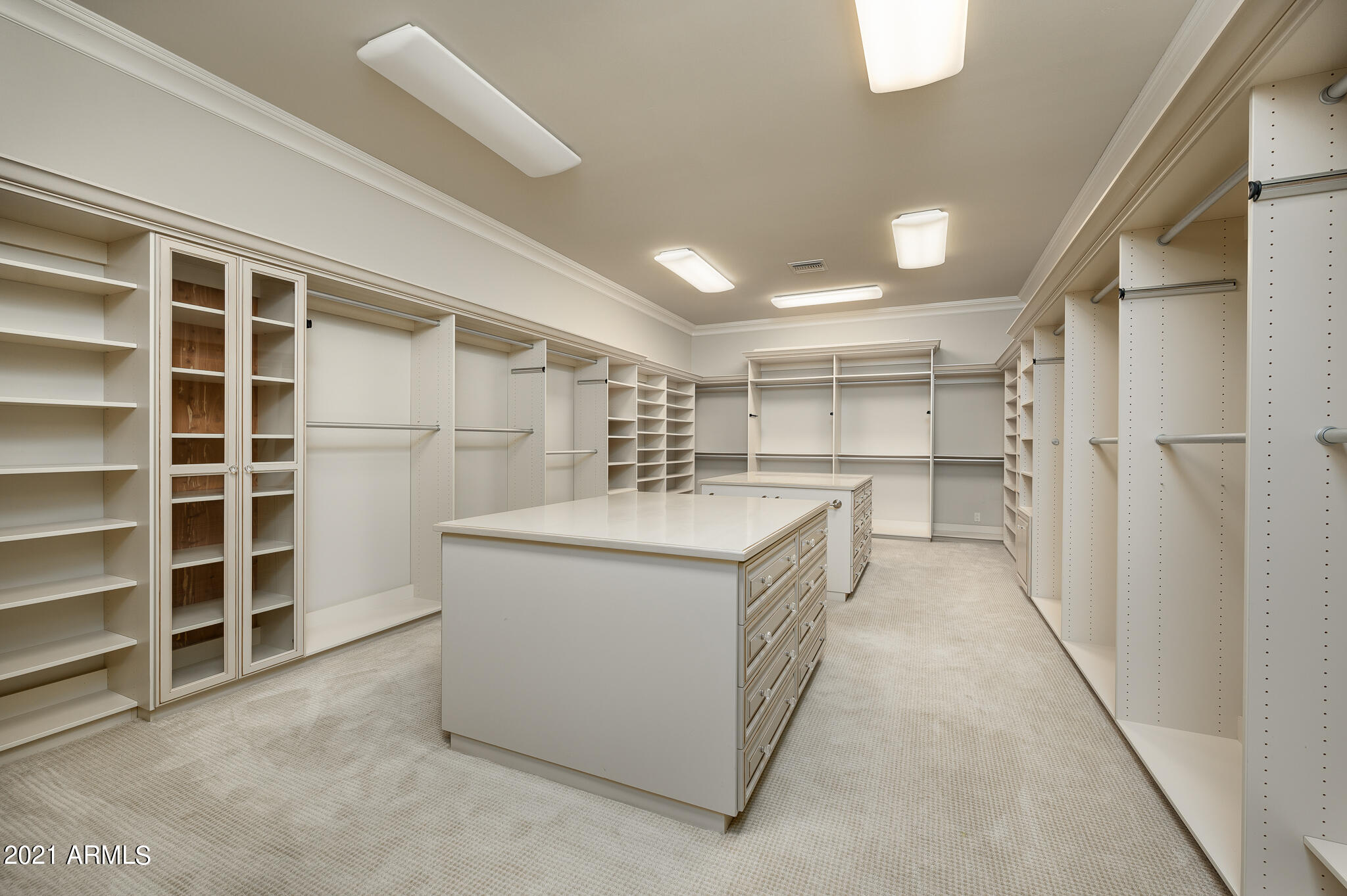 ELMARO ESTATES - Residential