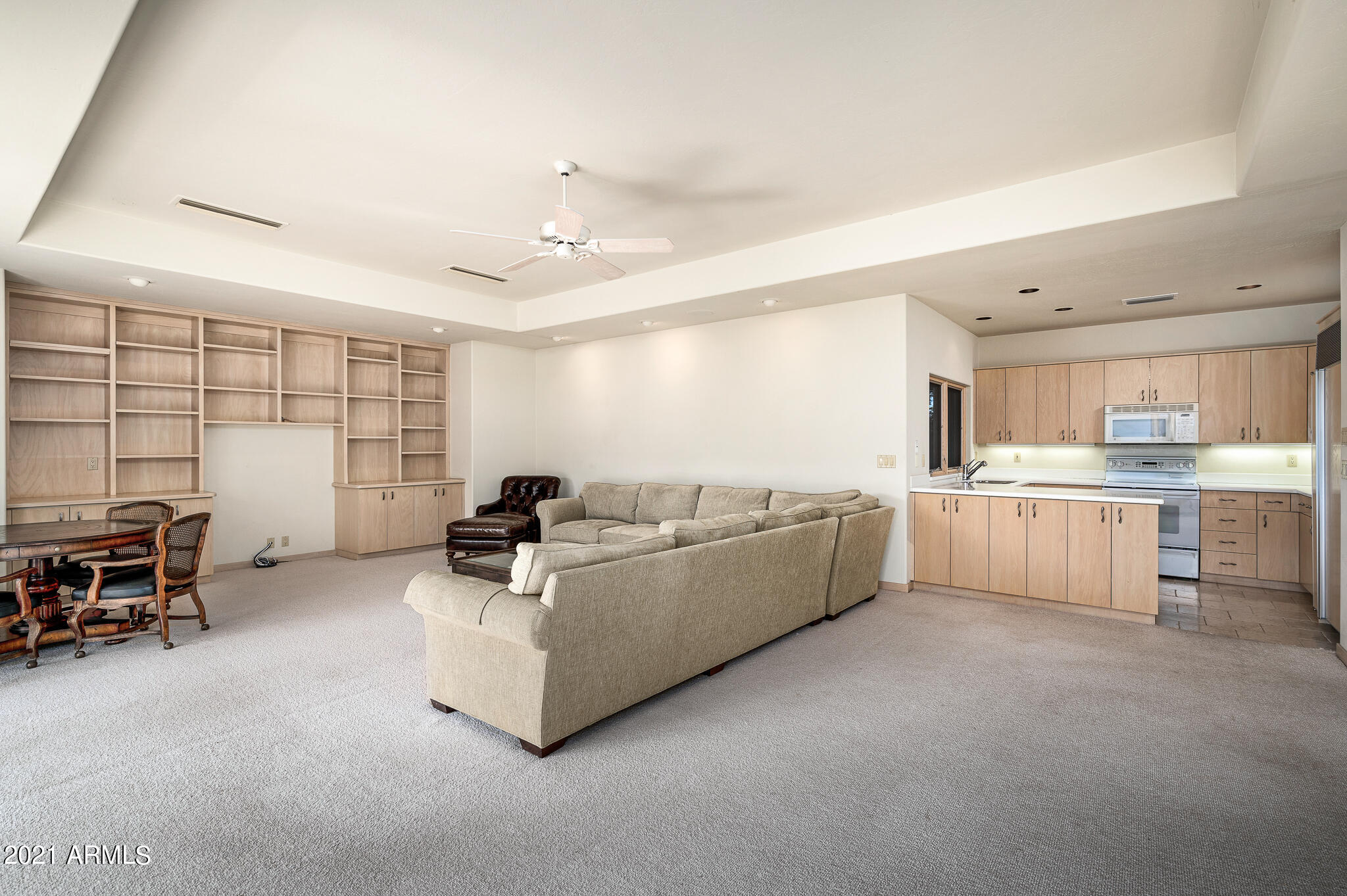 ELMARO ESTATES - Residential