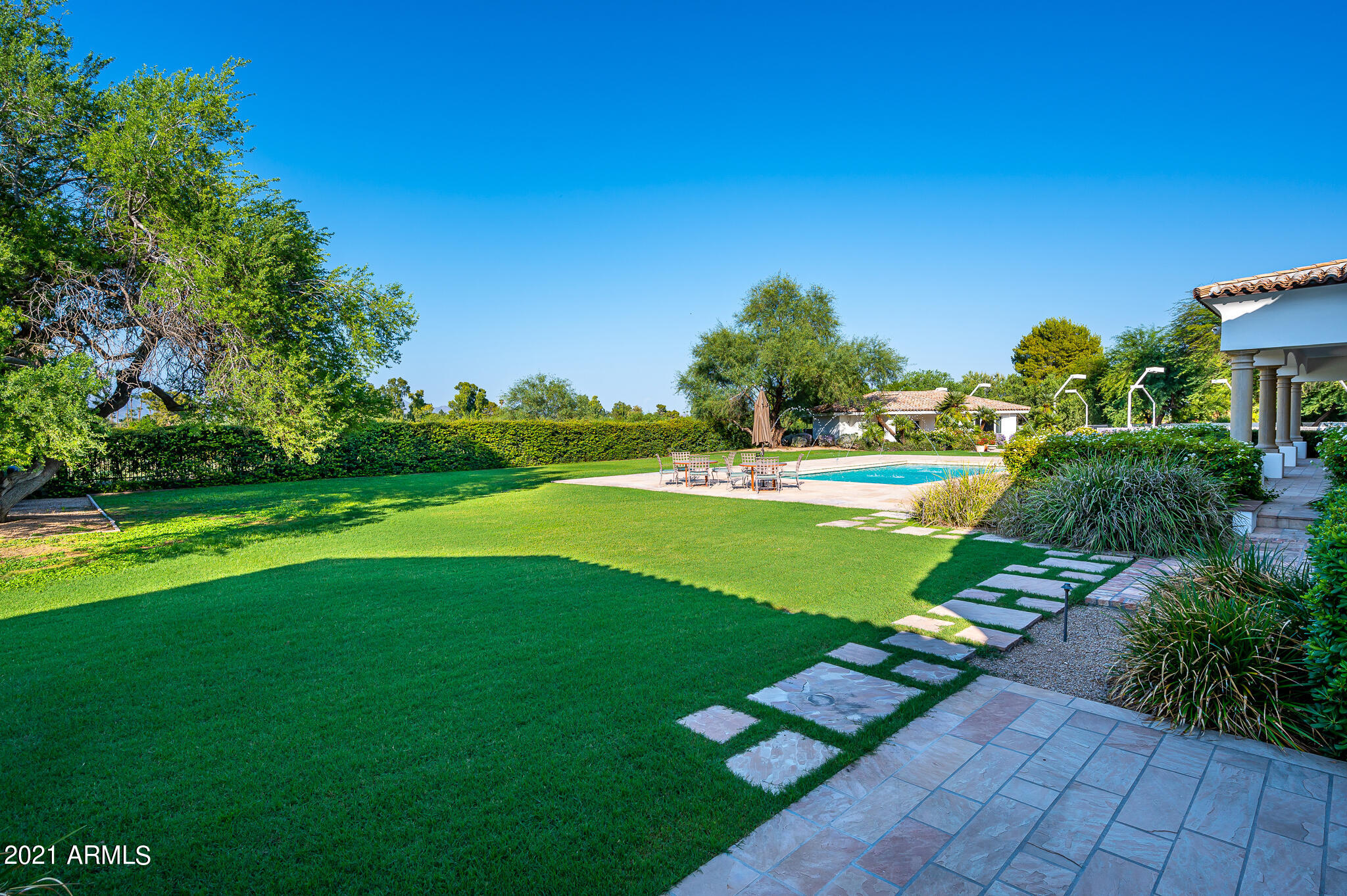 ELMARO ESTATES - Residential