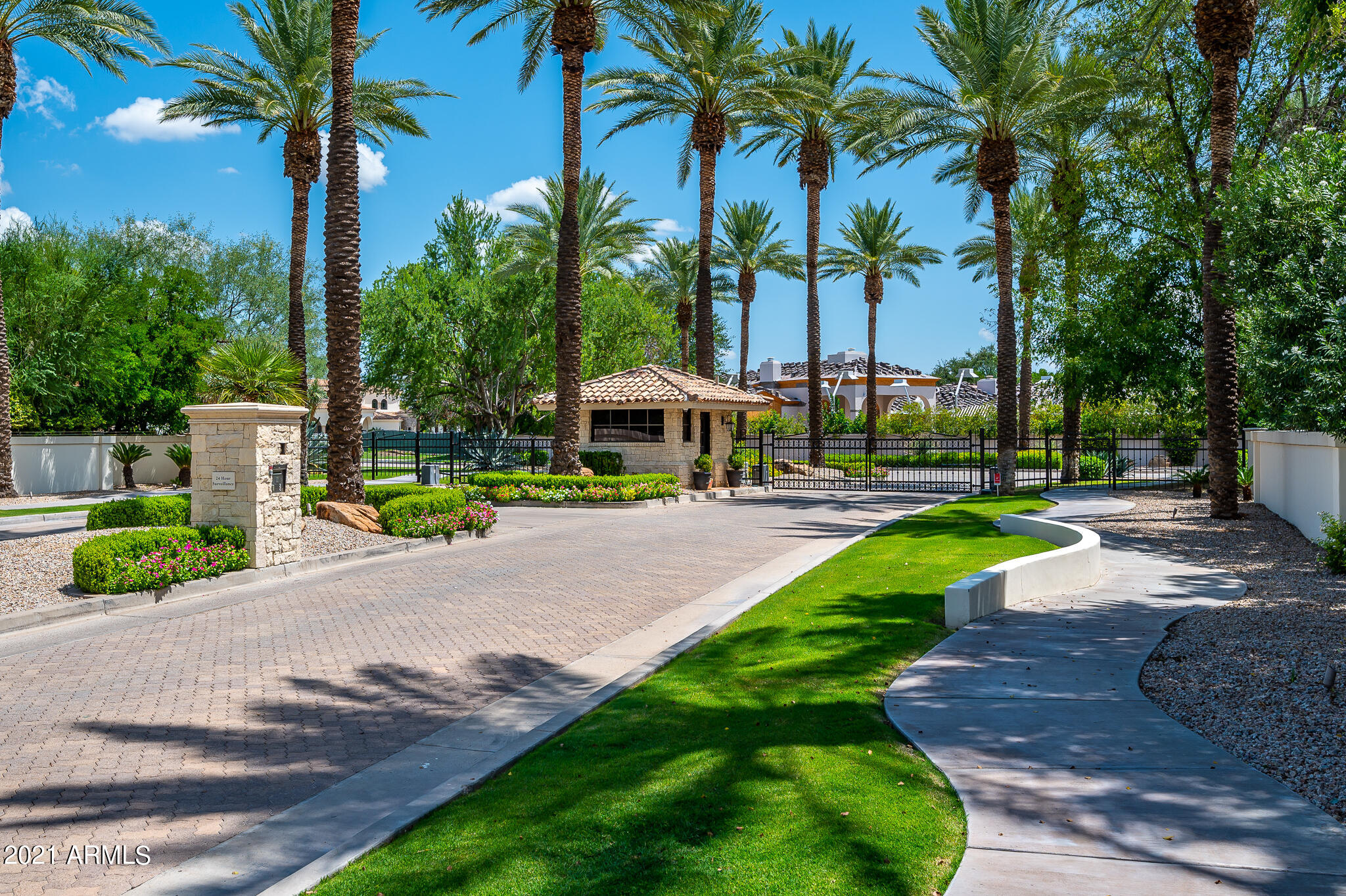 ELMARO ESTATES - Residential
