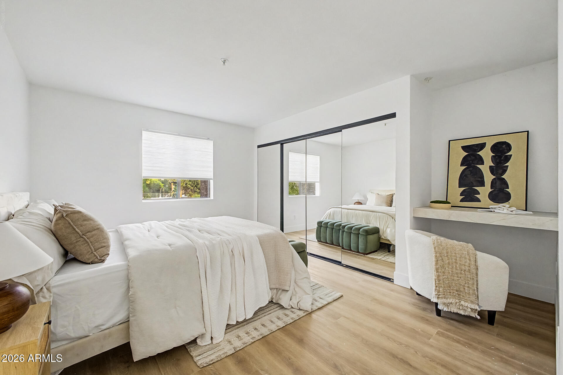 SCOTTSDALE SPRINGS CONDOMINIUMS - Residential