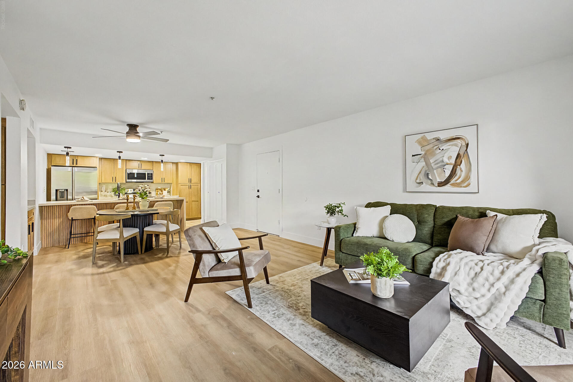 SCOTTSDALE SPRINGS CONDOMINIUMS - Residential