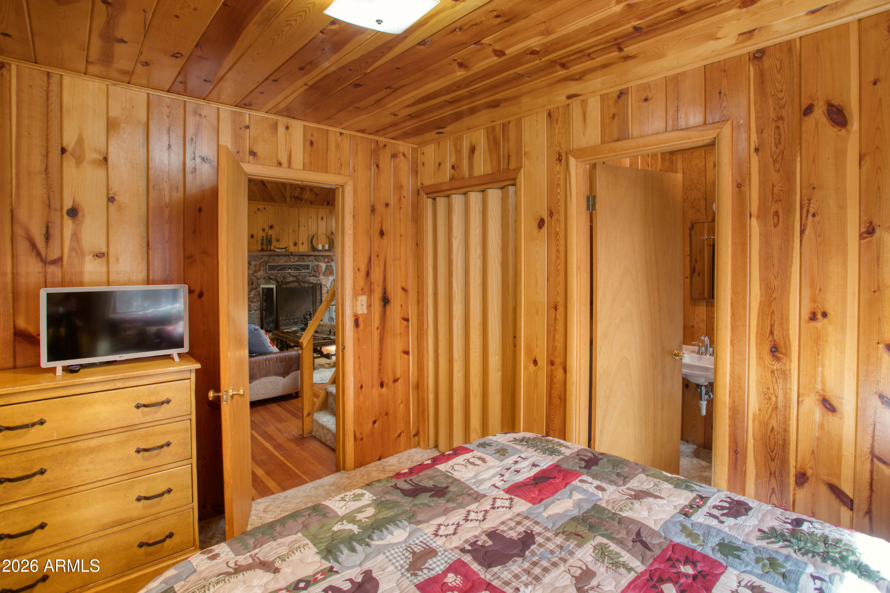 White Mountain Summer Homes - Residential