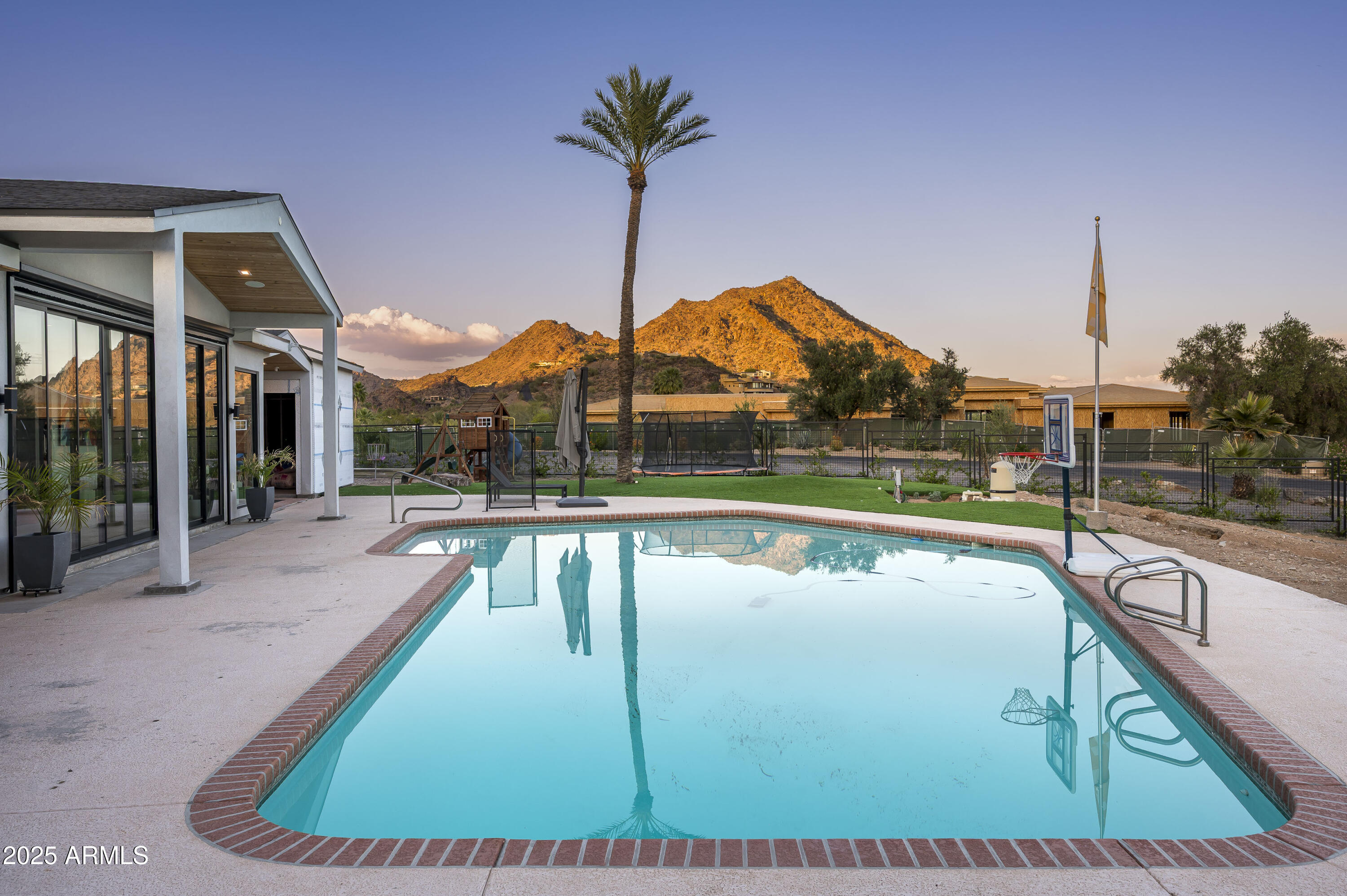 CHOLLA GARDENS UNIT 2 - Residential