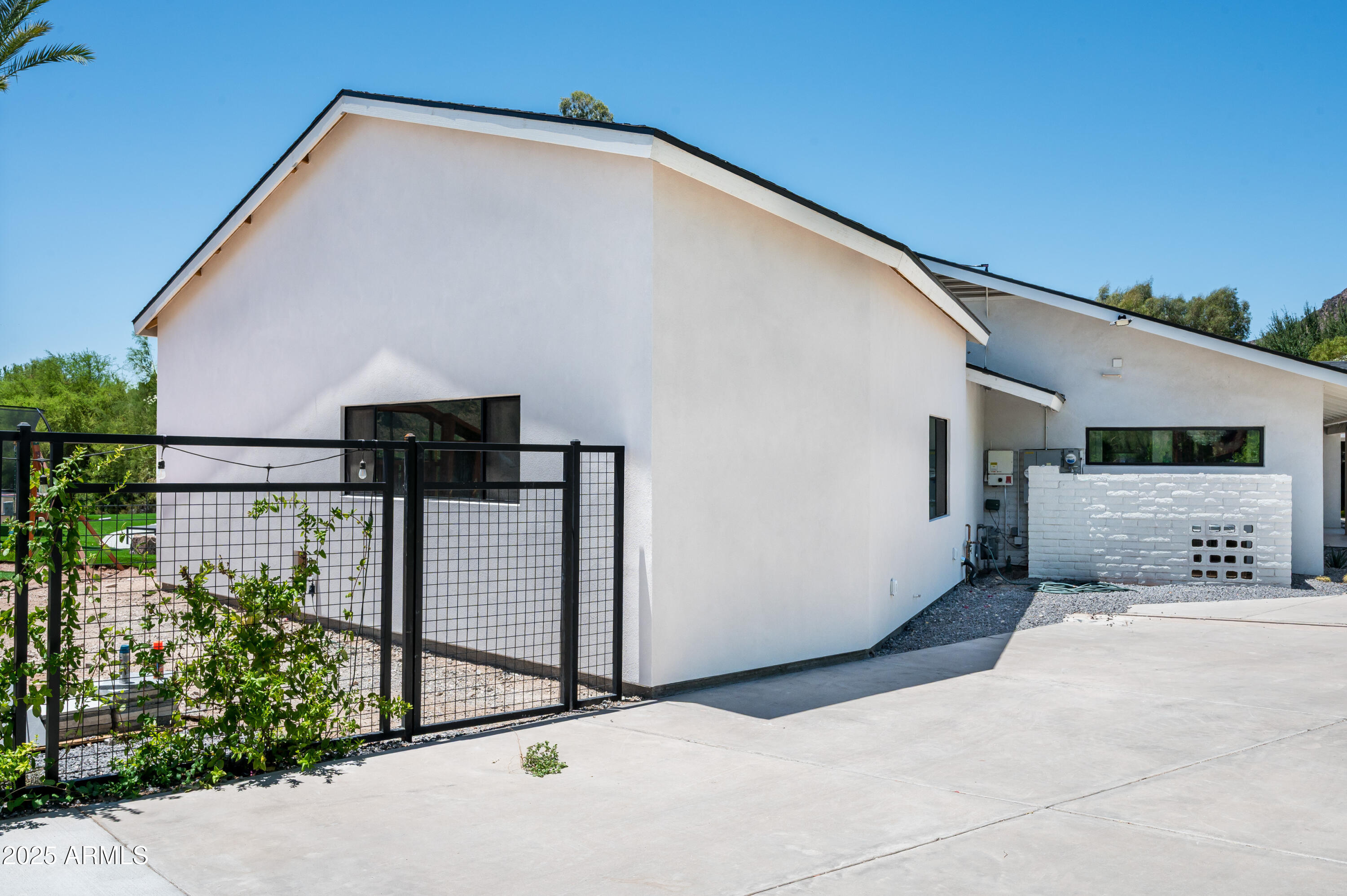 CHOLLA GARDENS UNIT 2 - Residential