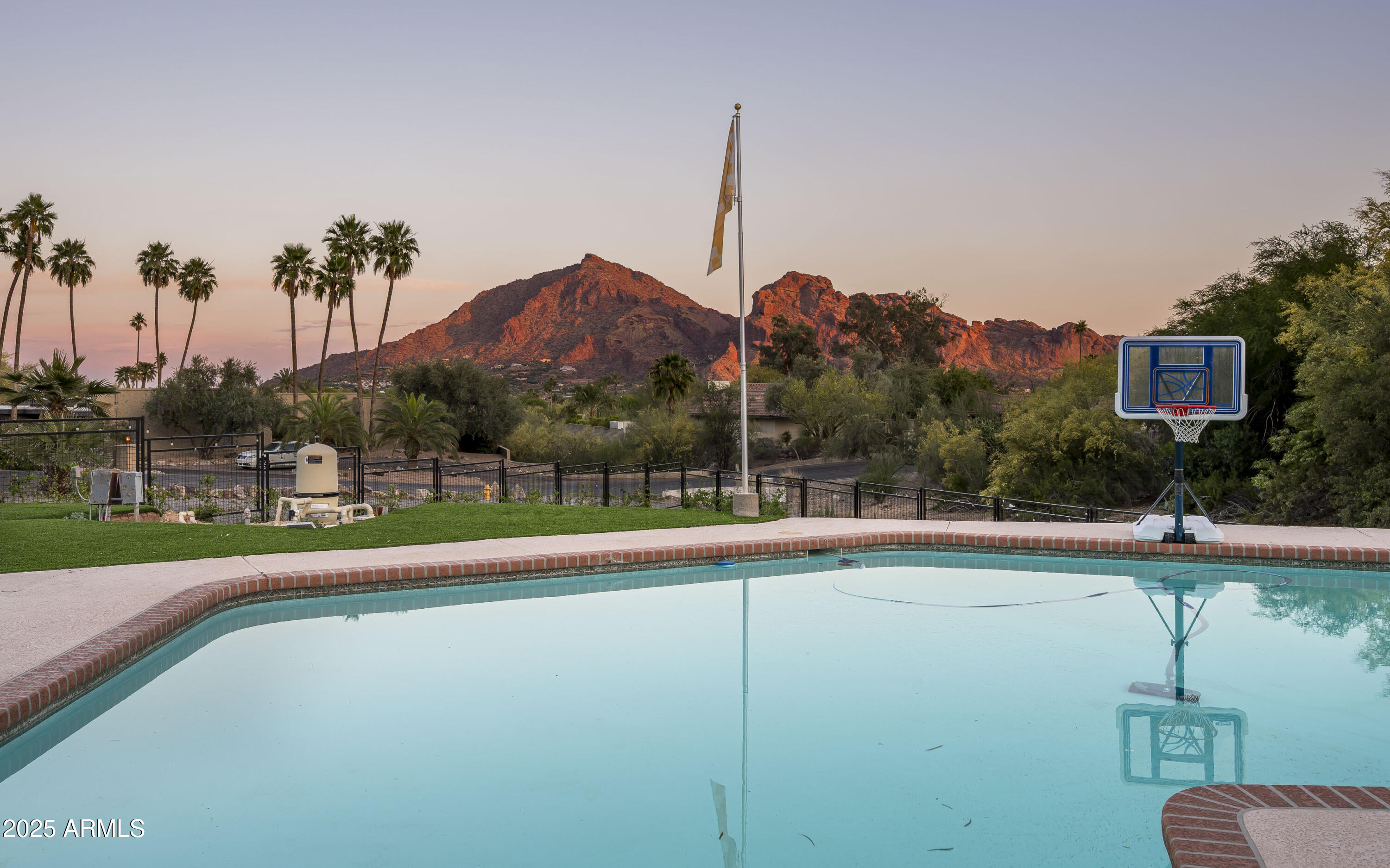 CHOLLA GARDENS UNIT 2 - Residential