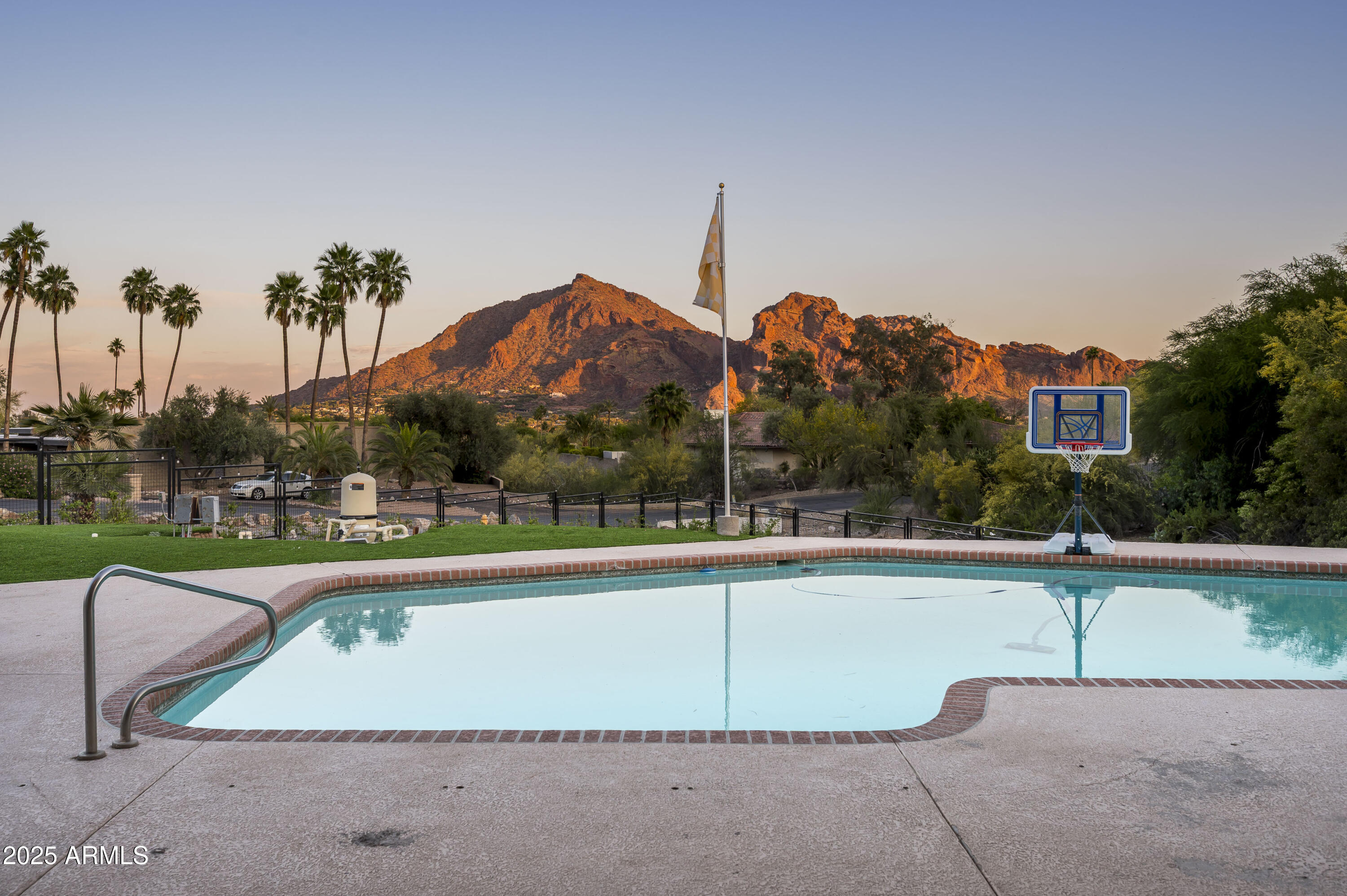 CHOLLA GARDENS UNIT 2 - Residential