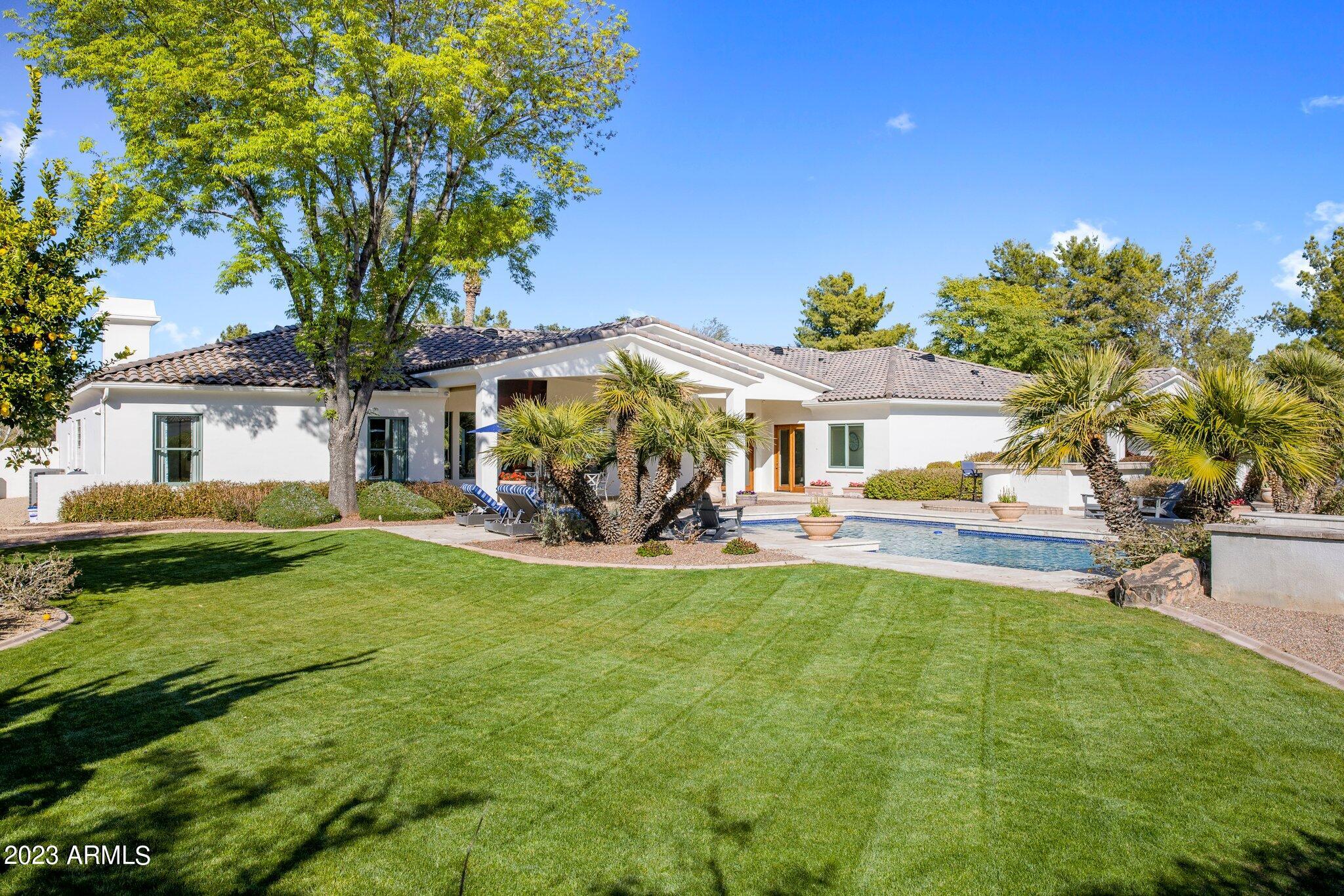PV MANOR - Residential