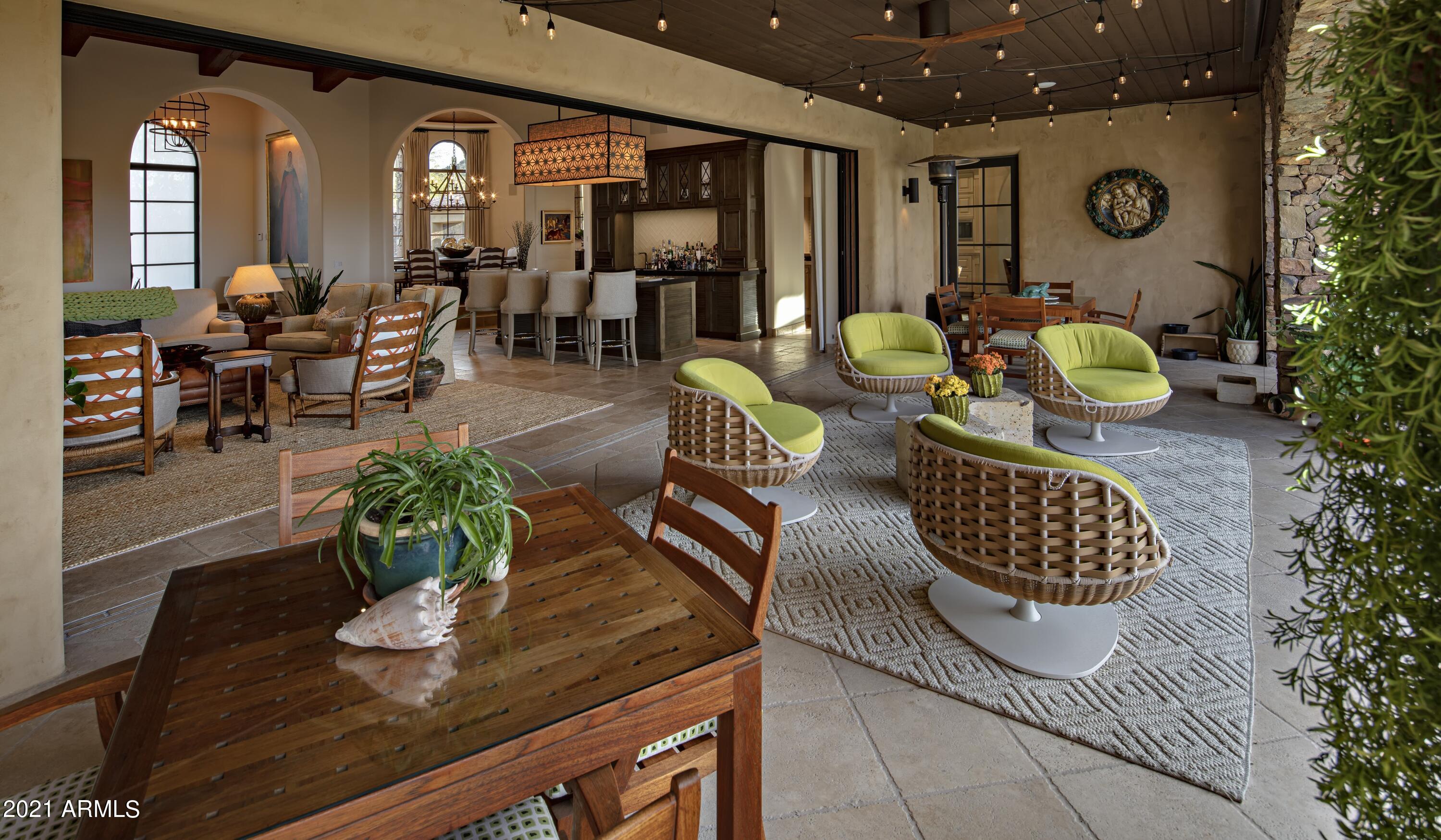 ESTANCIA - Residential